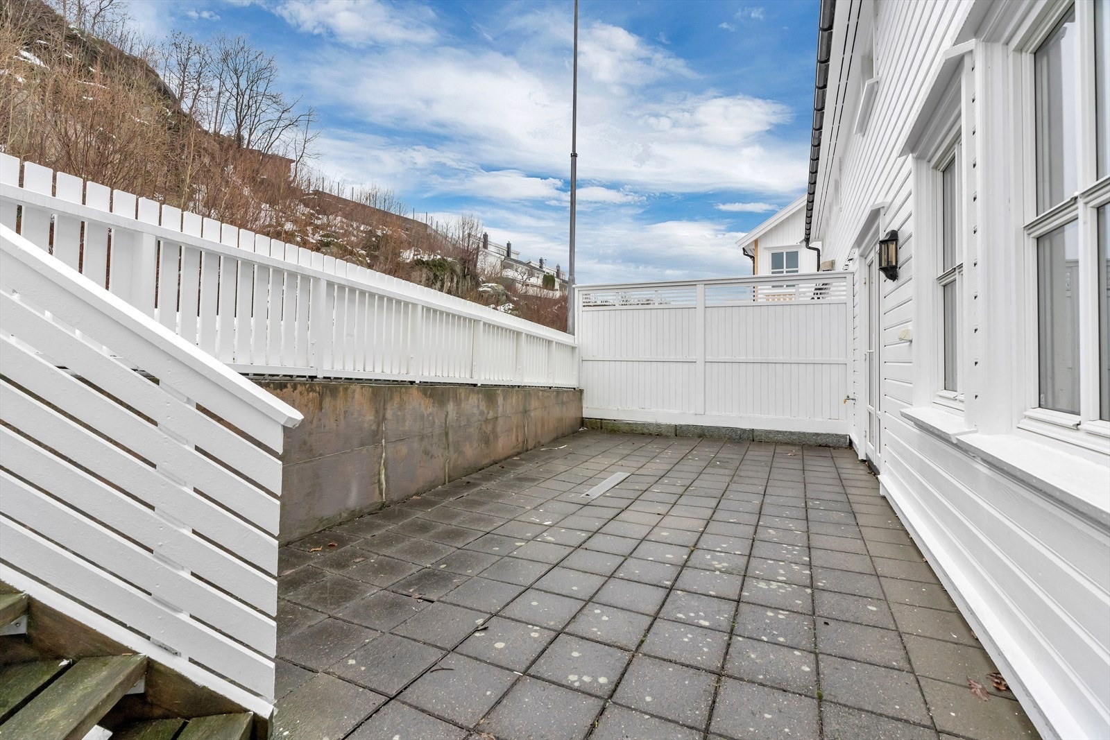 Uteplass Galleribilde