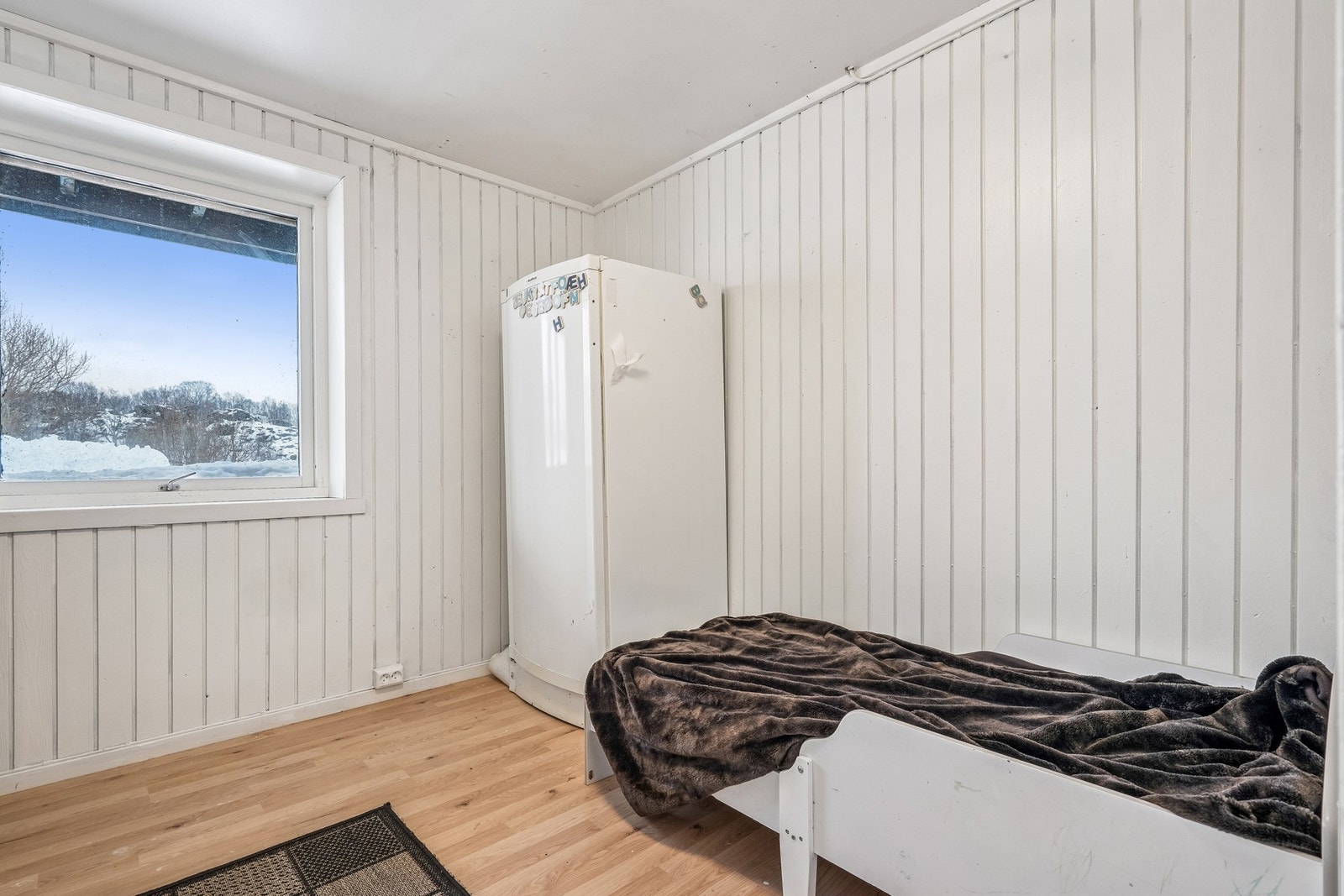 Rom innredet som soverom (Ikke godkjent som soverom, avvik ift. dagens krav til størrelse på soverom). Galleribilde