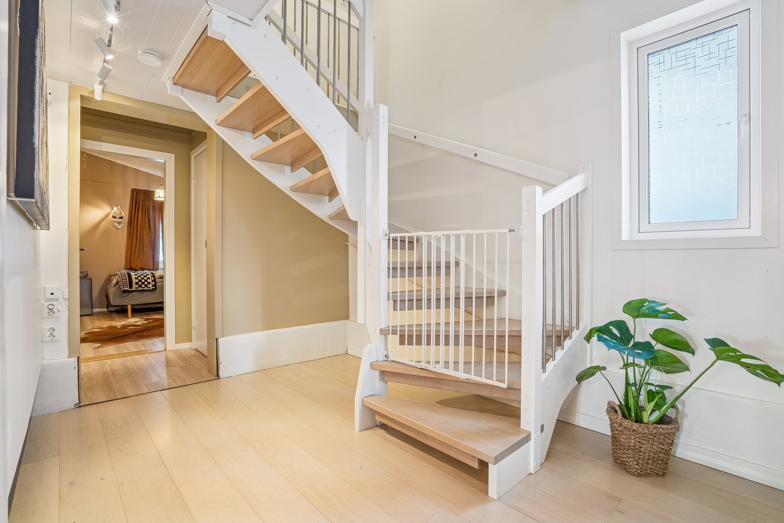 Trapperom til loftsetasjen Galleribilde