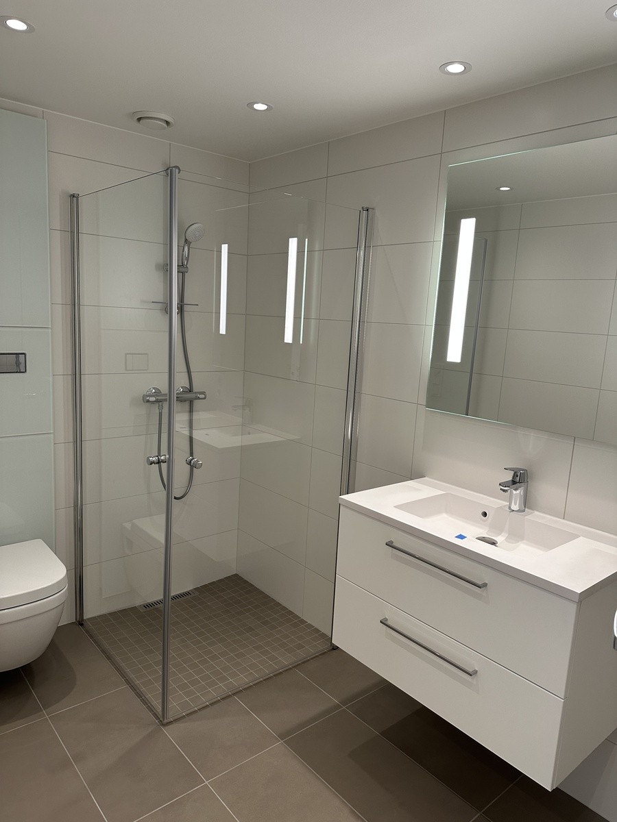 Moderne bad Galleribilde