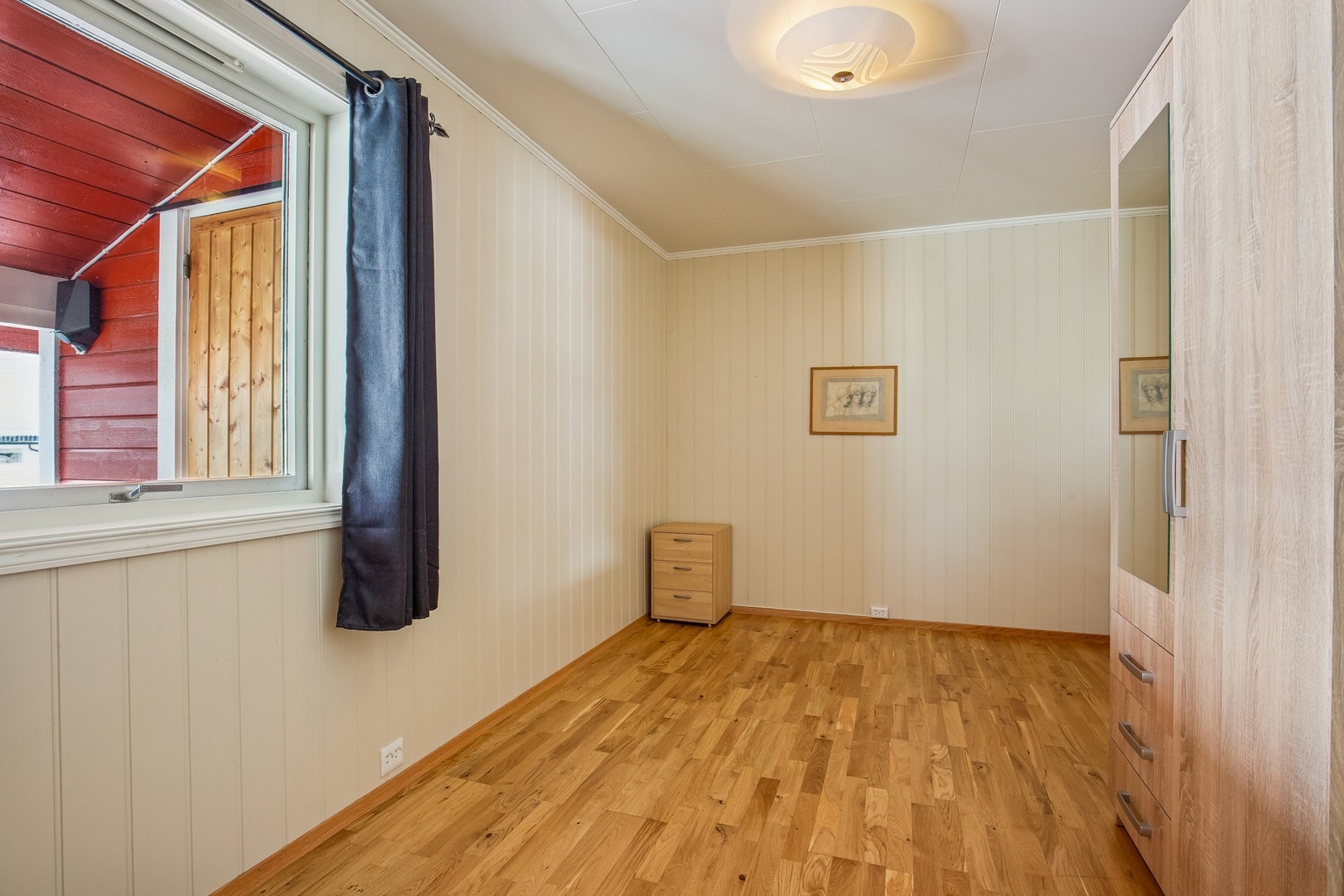 Ett av to soverom Galleribilde