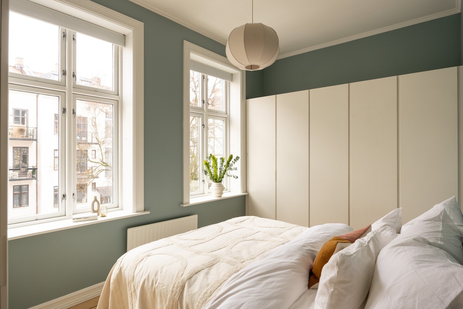 Hovedsoverommet har god størrelse og gir plass til dobbeltseng. Galleribilde