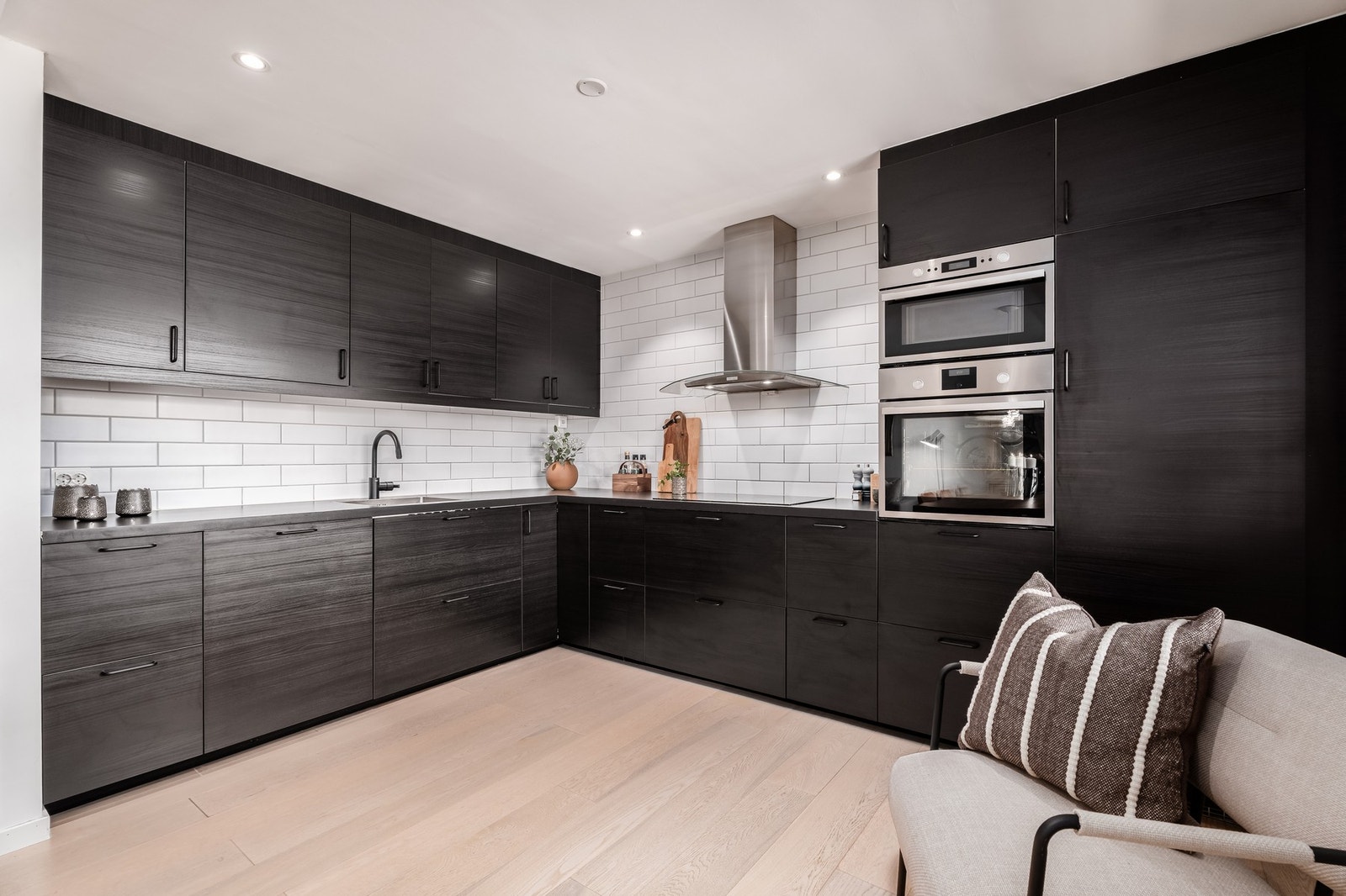 EIE ved Sissel Longva presenterer med stolthet denne elegante leiligheten i Vika terrasse 7. Foto Viking Media ved Marius Hoddevik Galleribilde