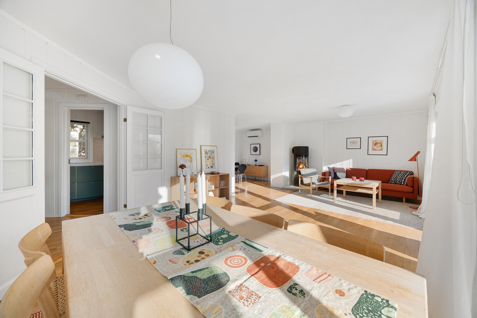 Stuen kan lett møbleres etter ønsket stil. Galleribilde