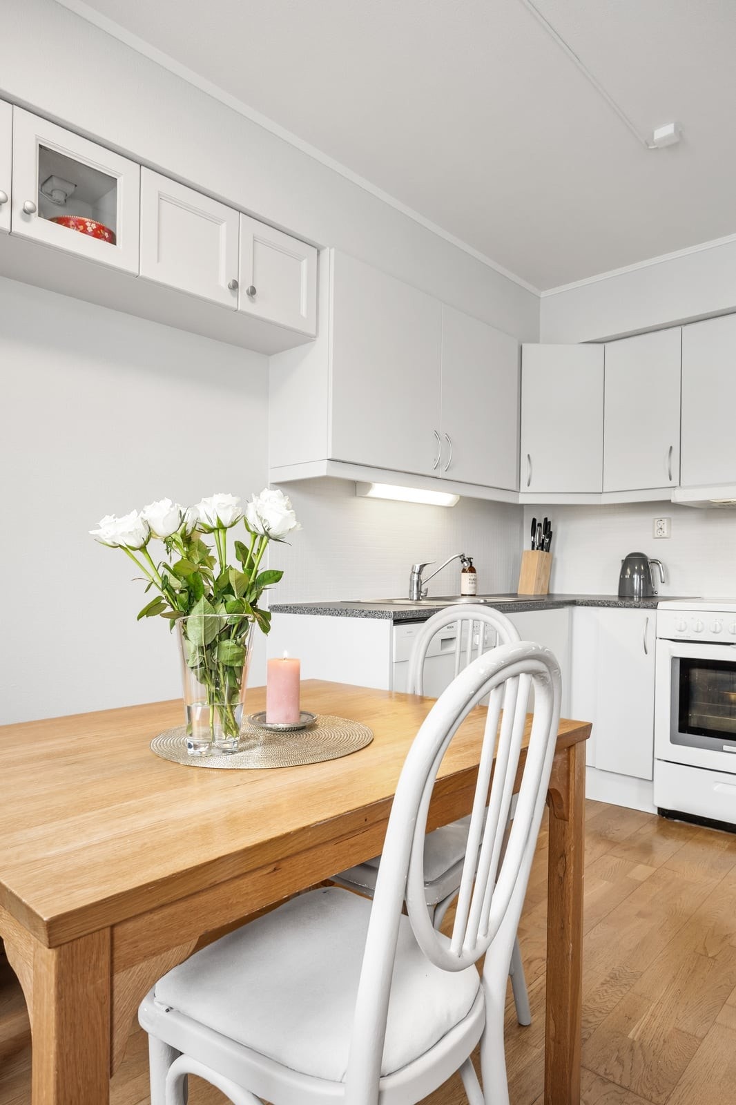 Her kan hyggelige måltider nytes sammen med familie og venner. Galleribilde