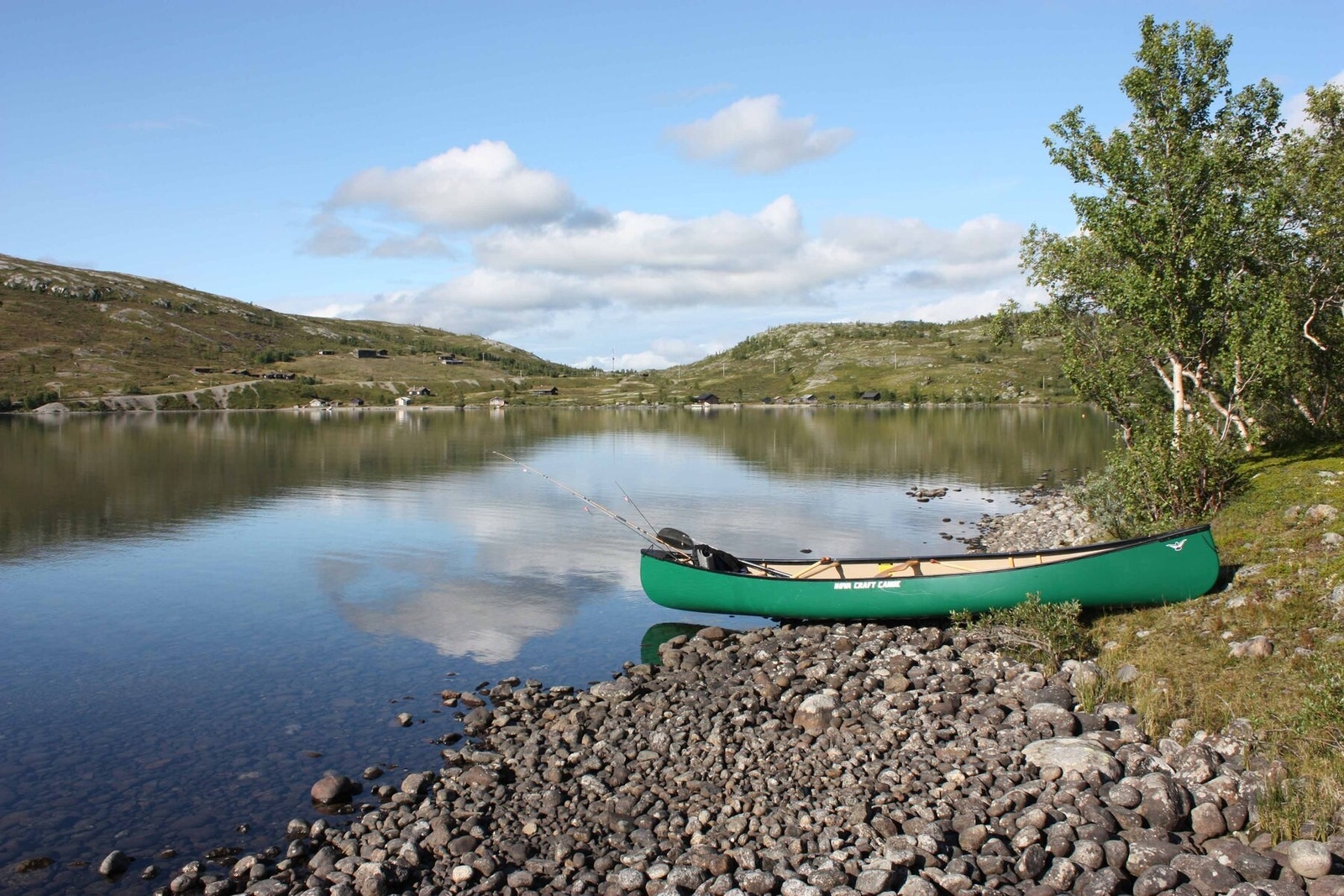 Flotte muligheter for padling og fiske. Her fra Sjodalen Galleribilde