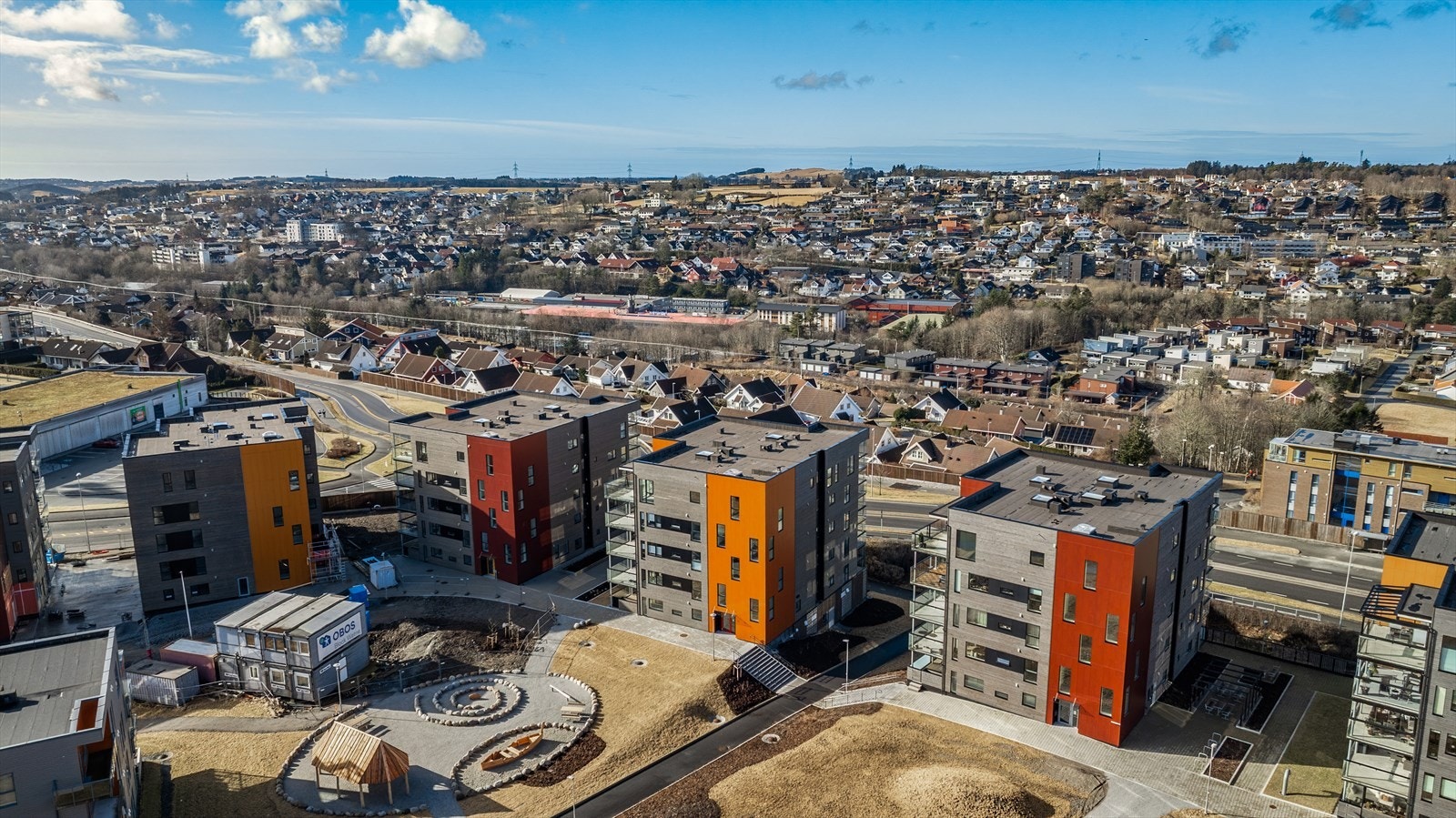 Man når også Ganddal togstasjon til fots på ca. 15 minutter Galleribilde