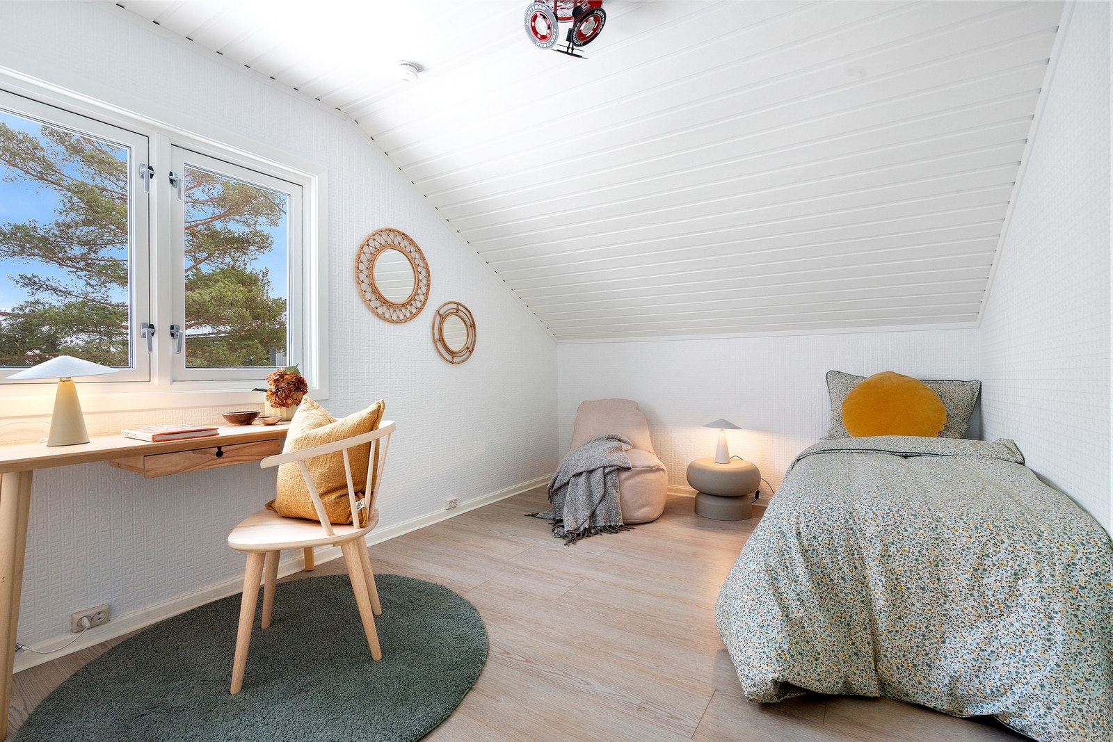 Soverom 2 med god plass til ønsket innredning Galleribilde