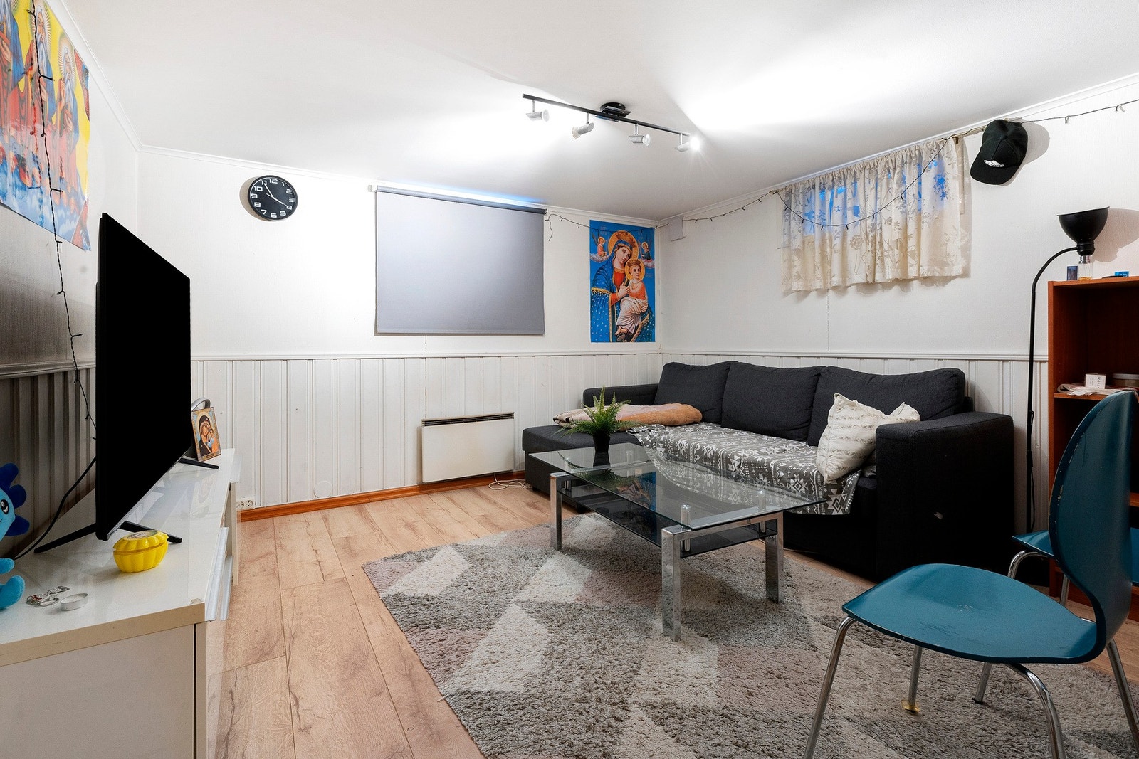 Kjellerstue - rommet er ikke godkjent til varig opphold Galleribilde