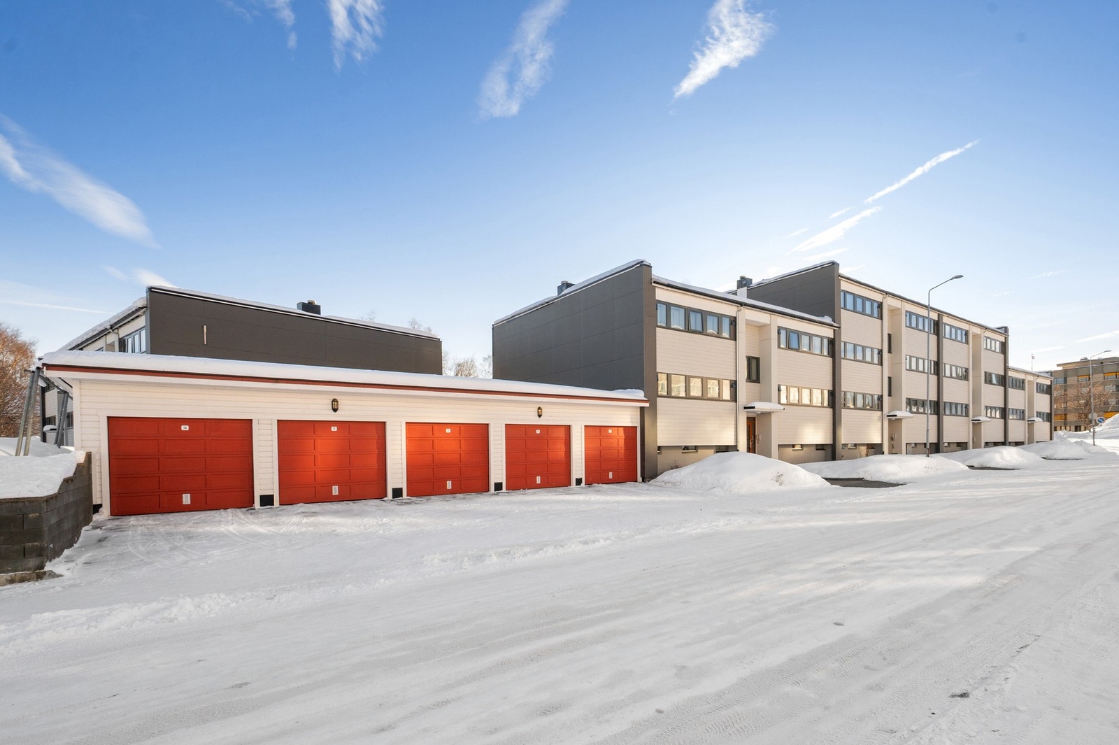 Parkeringsplass i garasje må søkes styret Galleribilde