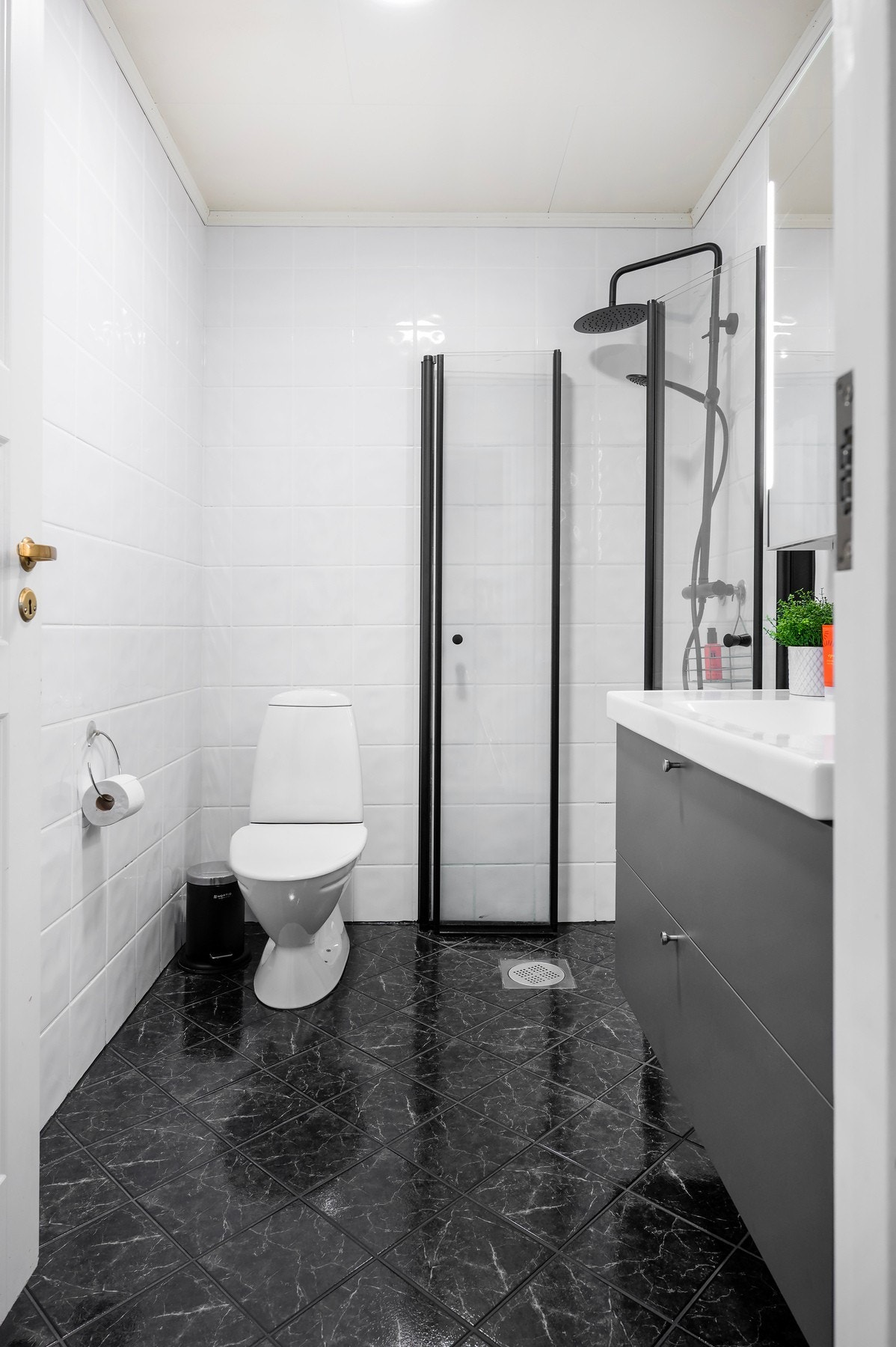 Pent bad i 1 etasjen. Galleribilde