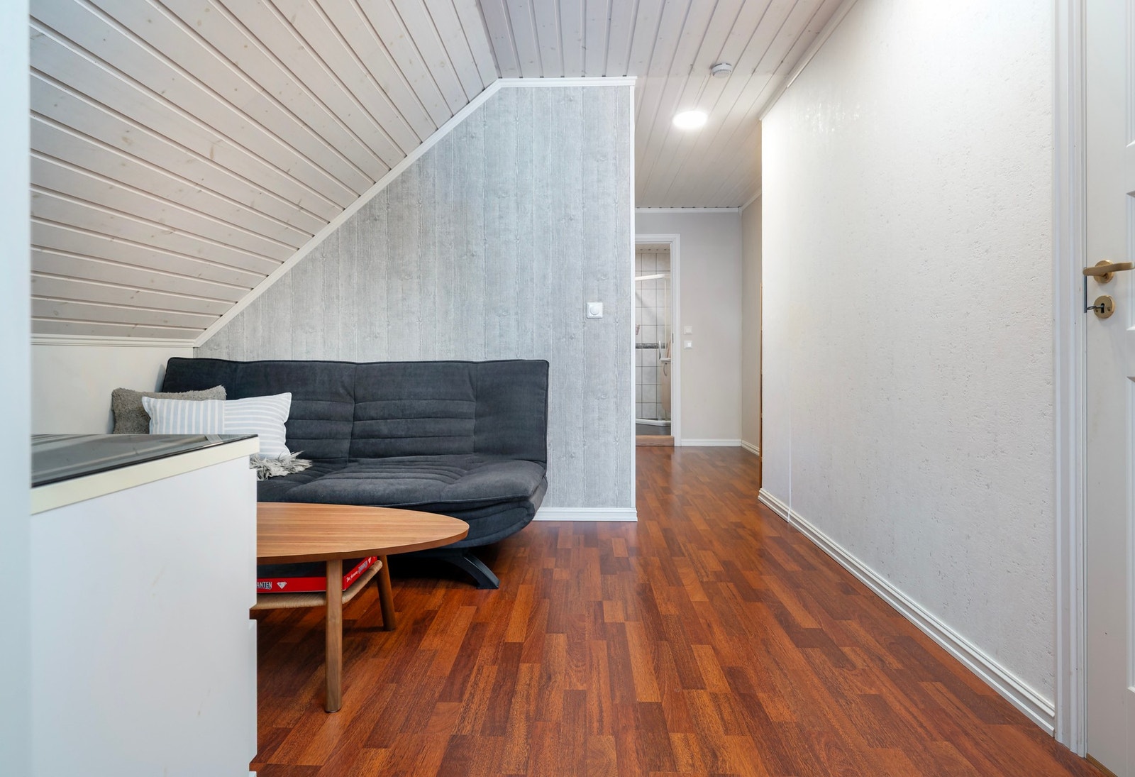 Loftsstue Galleribilde