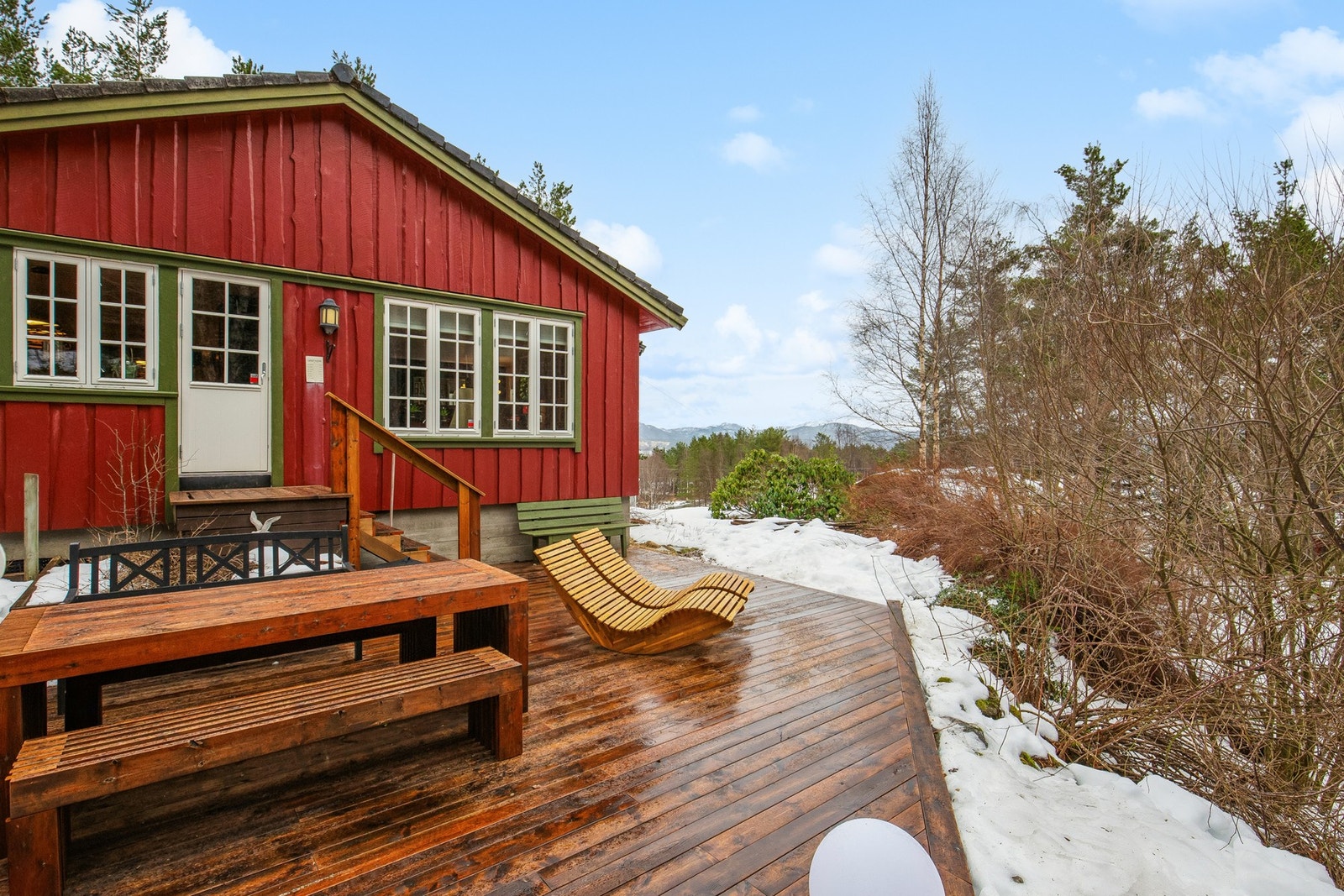 Enebolig på ett plan beliggende fint og barnevennlig til på Bjerkestrand Galleribilde