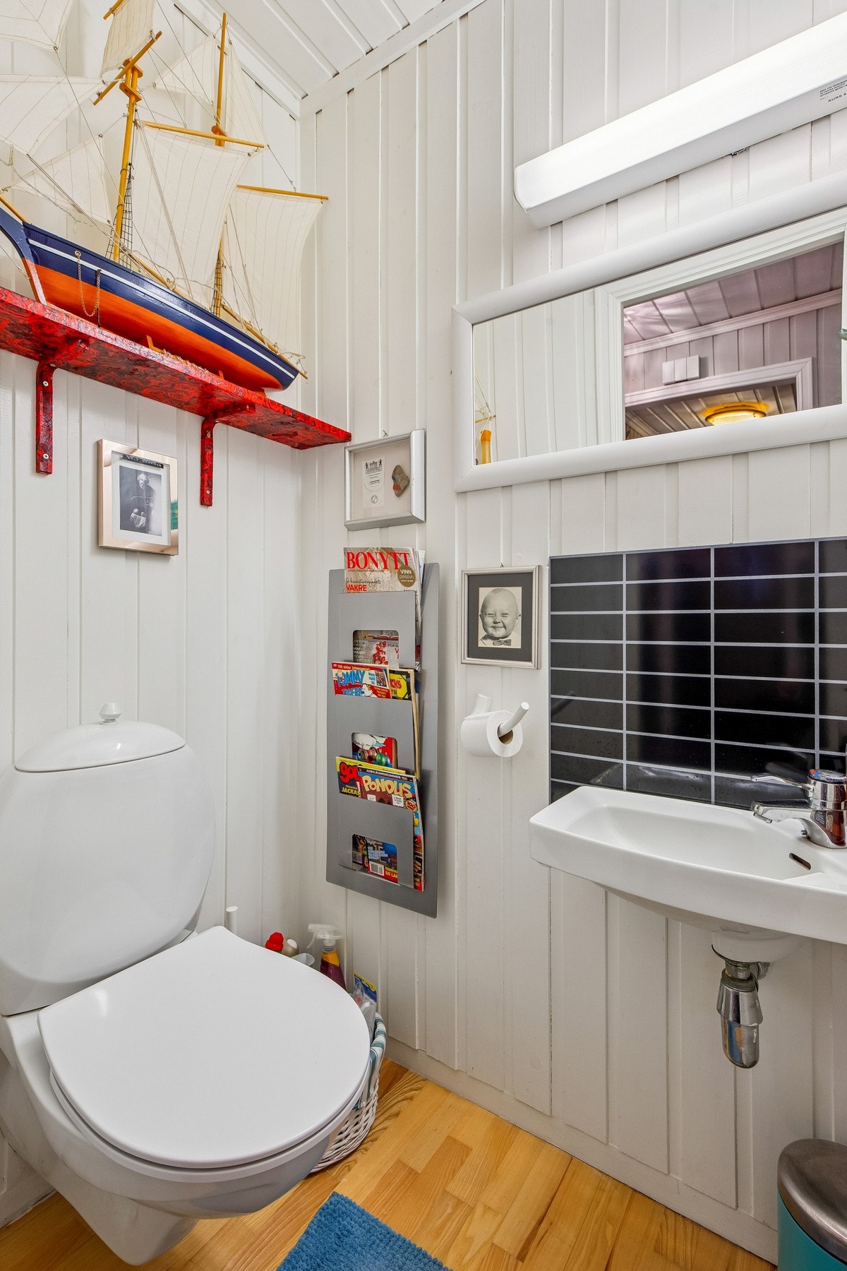 Toalett rom Galleribilde