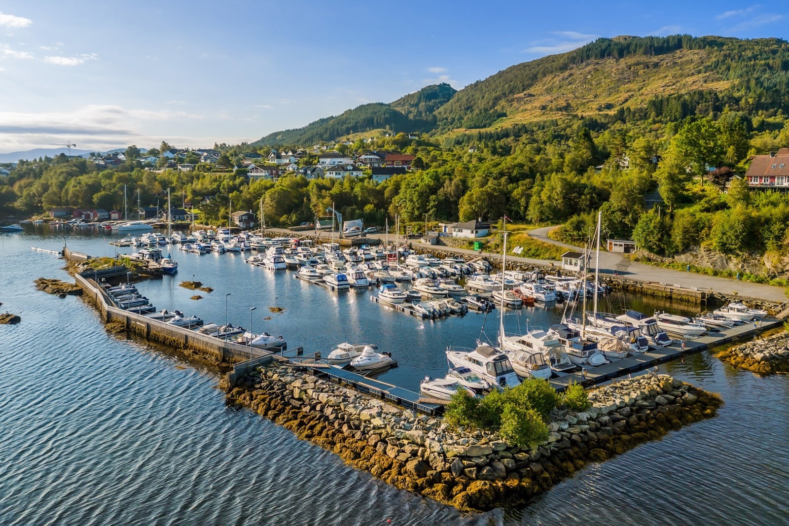 Båthavn i Hordvik Galleribilde