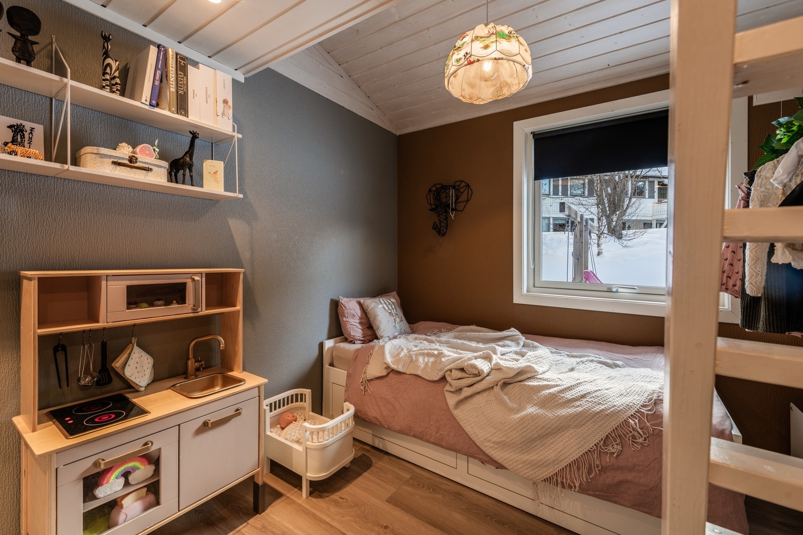 Soverom 2 i hovedetasje. Galleribilde