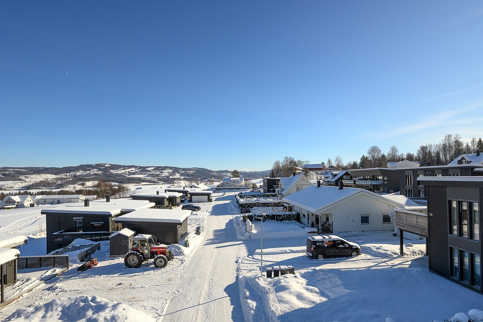 Barnevennlig nabolag med lite trafikk og et godt naboskap. Galleribilde