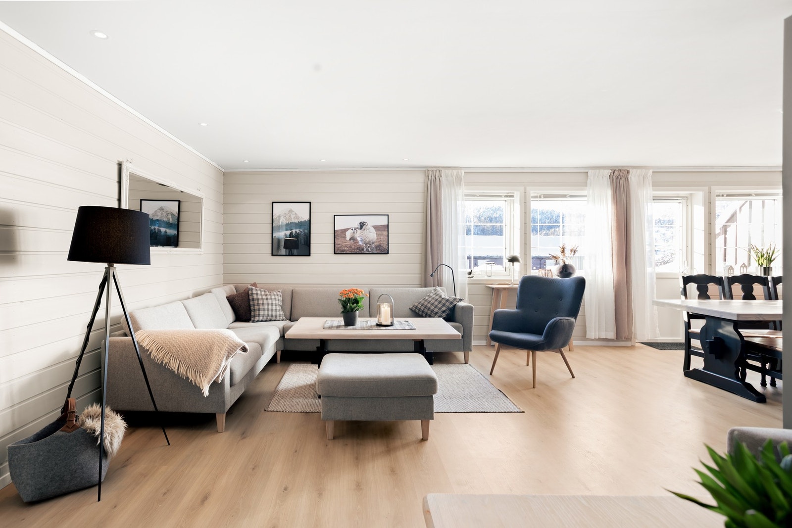 Velkommen til en velholdt fritidsleilighet med attraktiv beliggenhet på Gautefall. Galleribilde