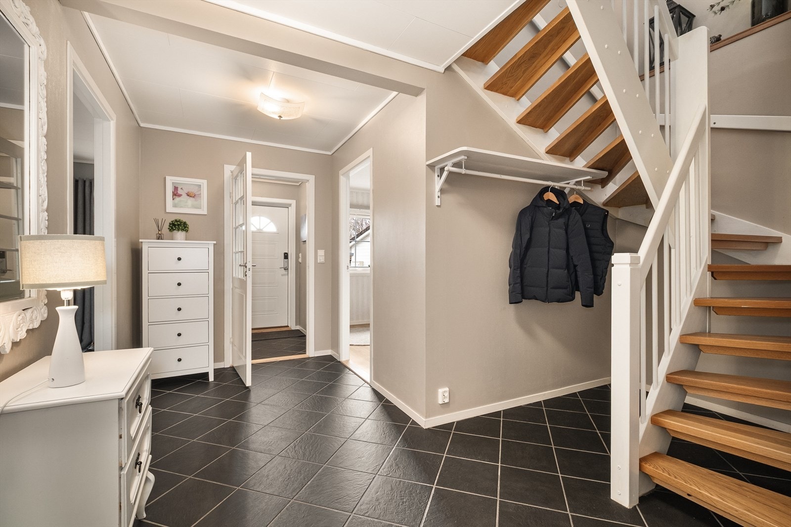 Hall med varmekabler. Galleribilde