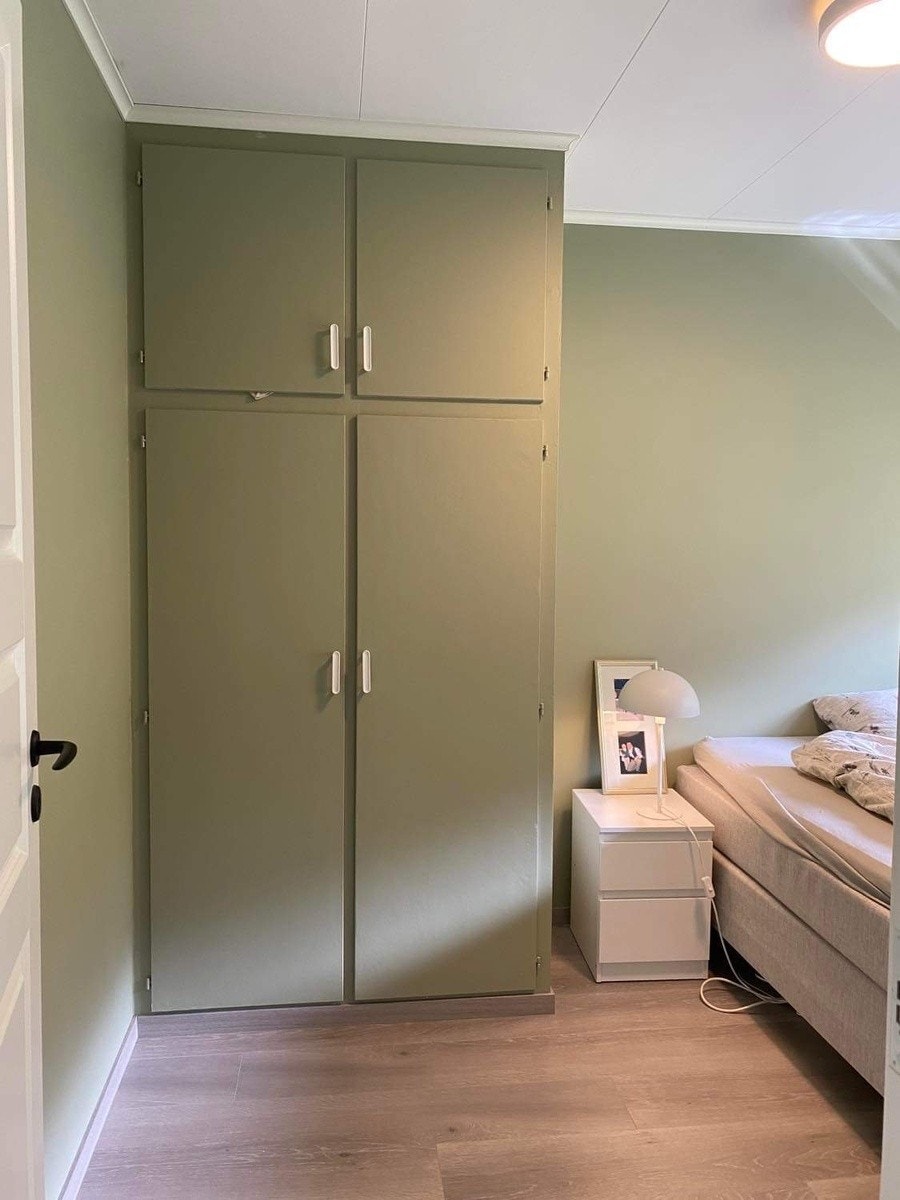 Innebygd garderobe Galleribilde