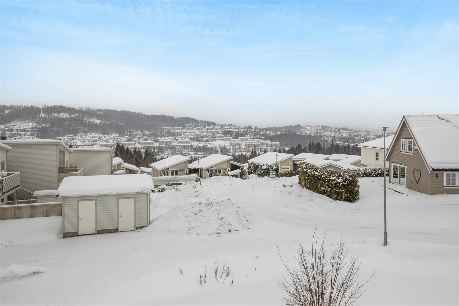 Utsikt fra terrassen. Galleribilde