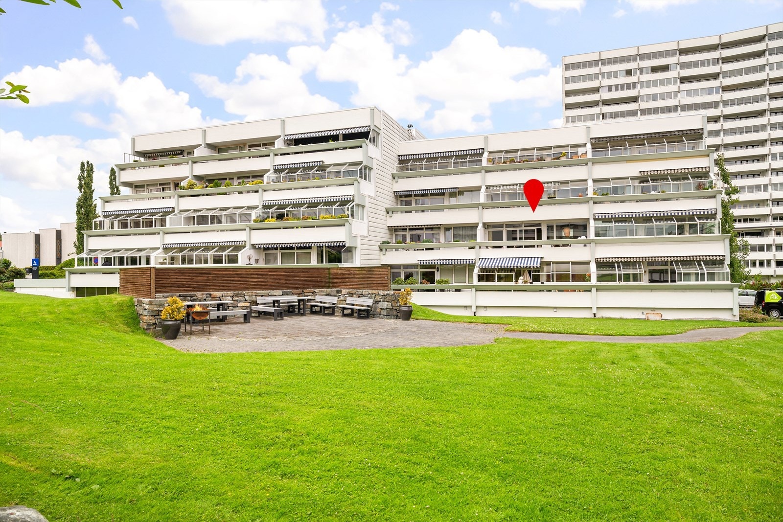 Leiligheten er vendt mot sør og har dermed glimrende solforhold Galleribilde