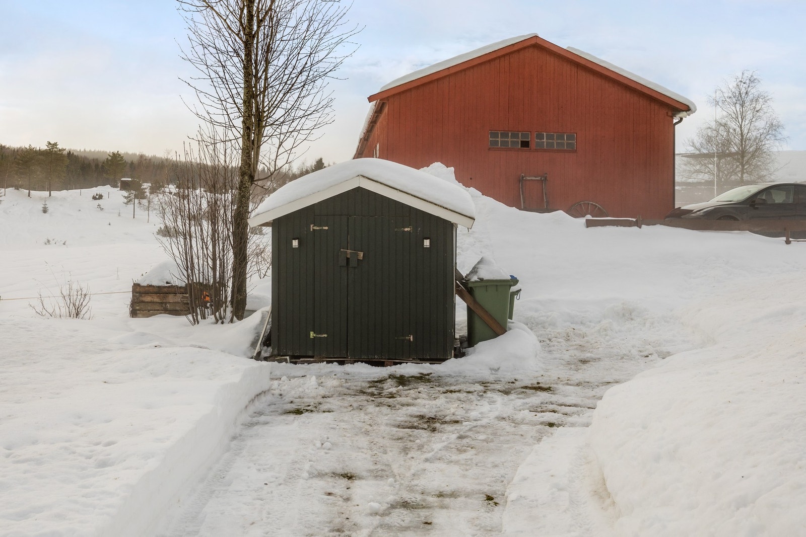 Uthus/bod. Galleribilde