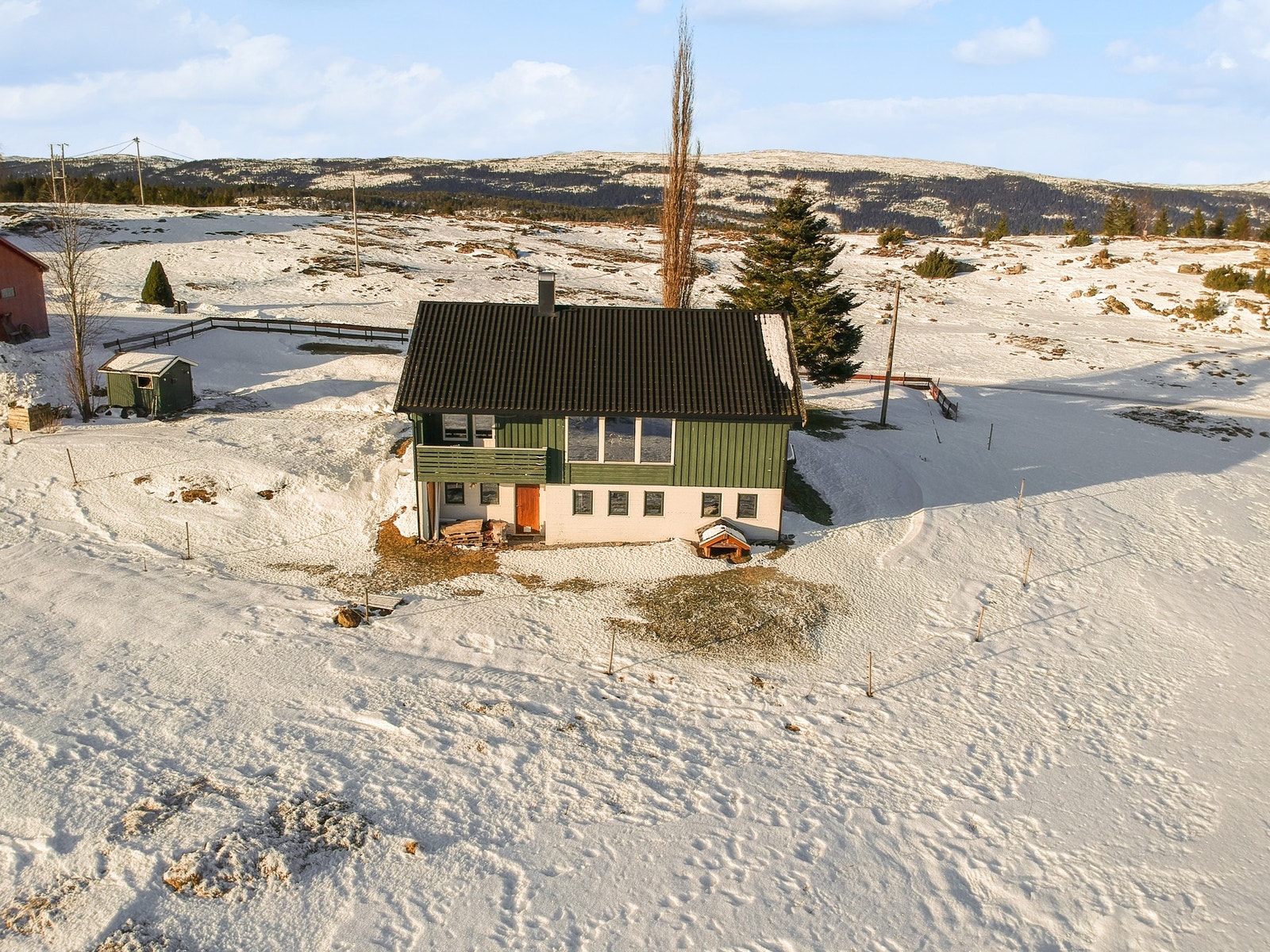 Eiendommen måler 1 137 kvm. Galleribilde