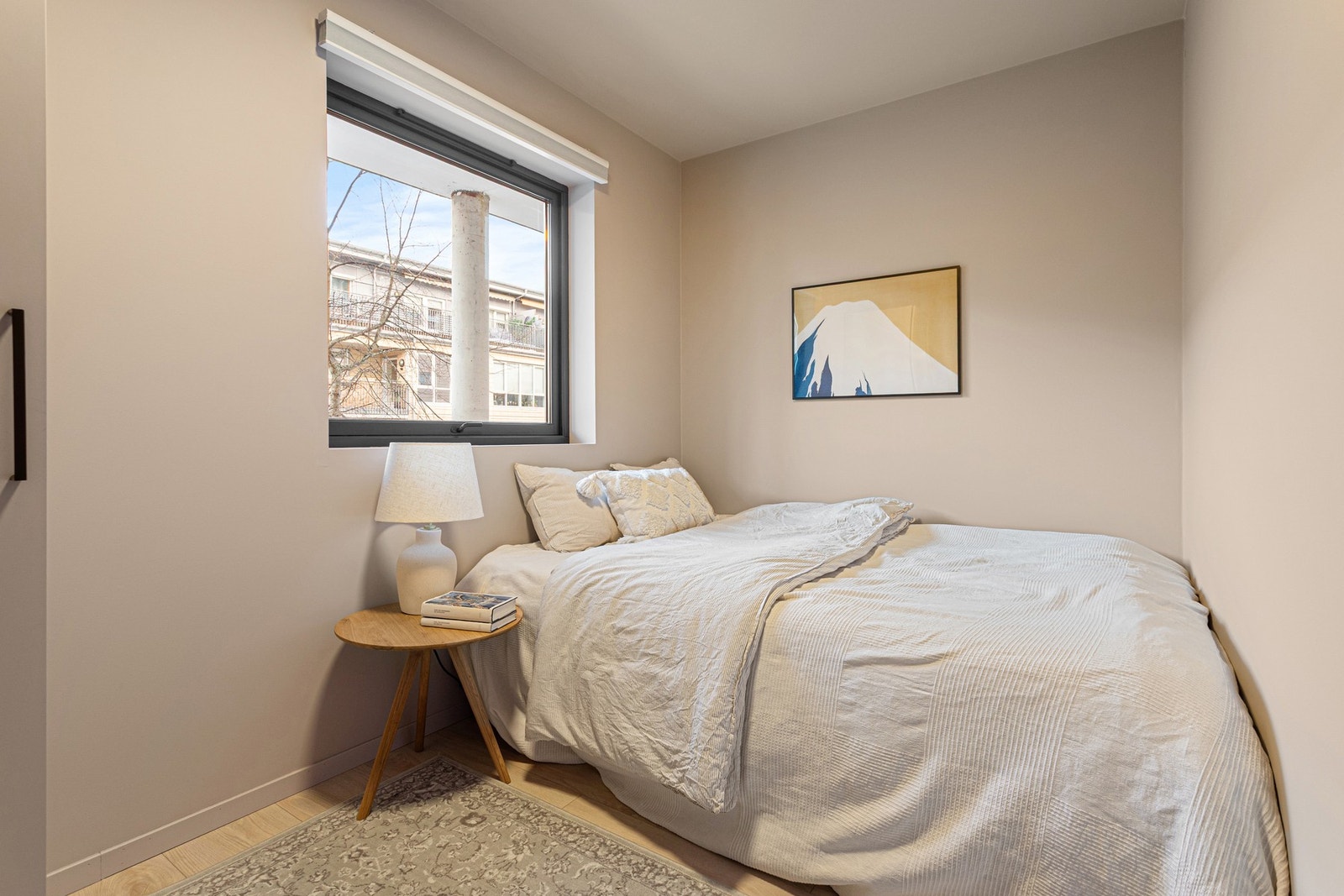 Soverom nr. 2 er på drøye 7 kvadratmeter. Galleribilde