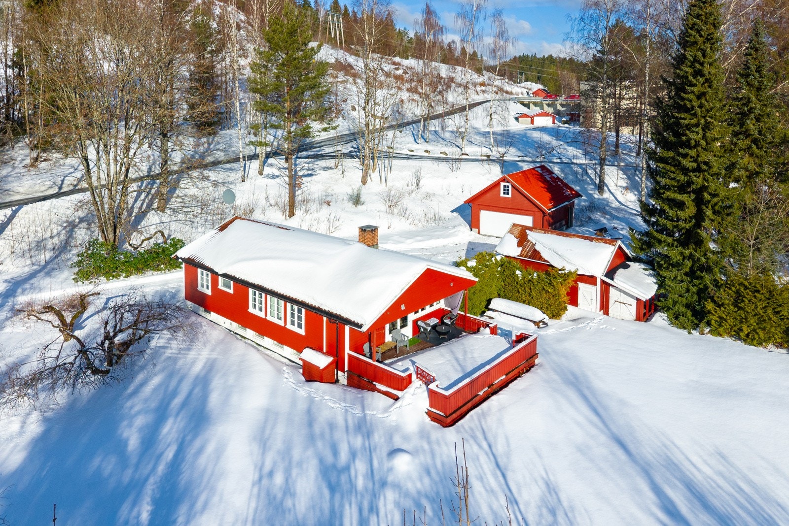 Landlig beliggende enebolig Galleribilde
