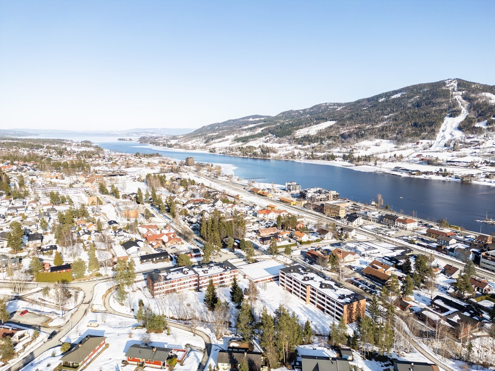 Bo enkelt og sentralt i Vikersund sentrum. Galleribilde