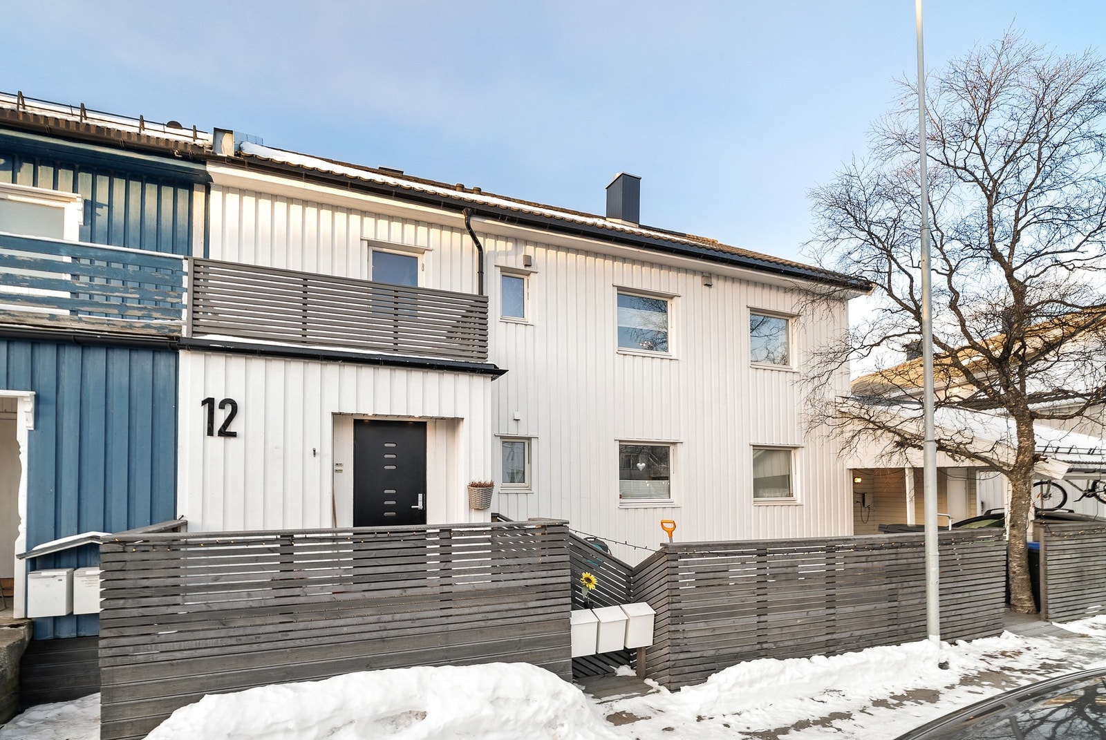 Fasade adkomst Galleribilde