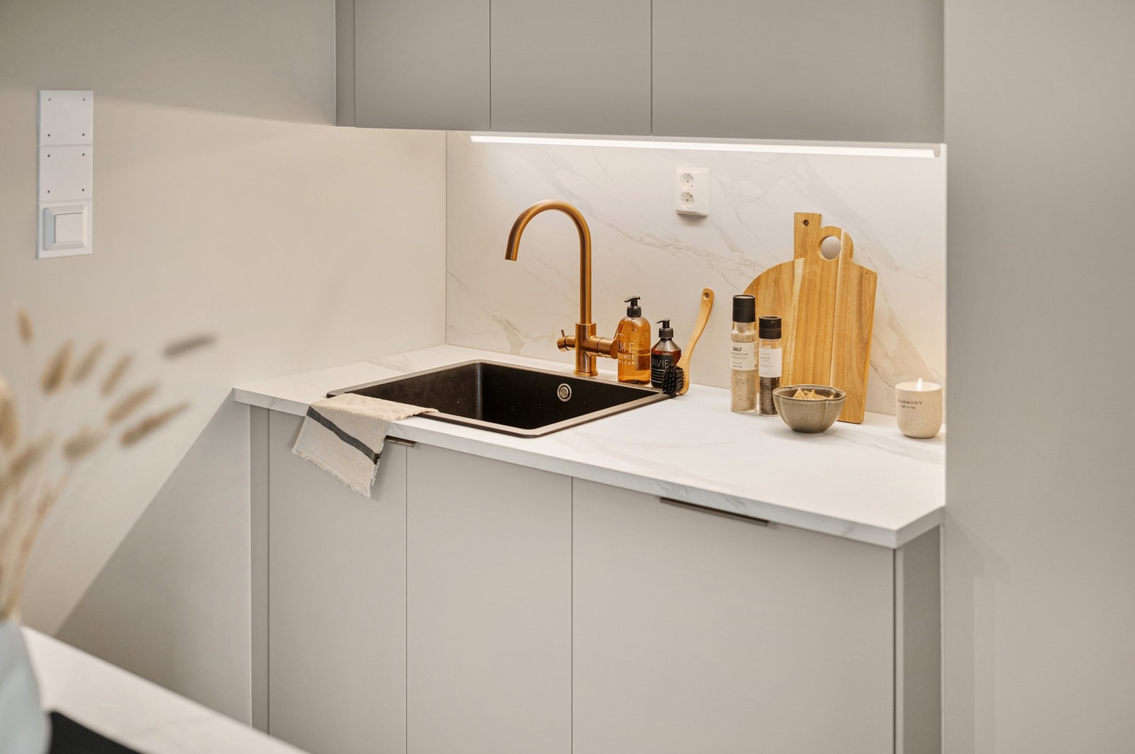 Detaljbilde av kjøkken. Galleribilde