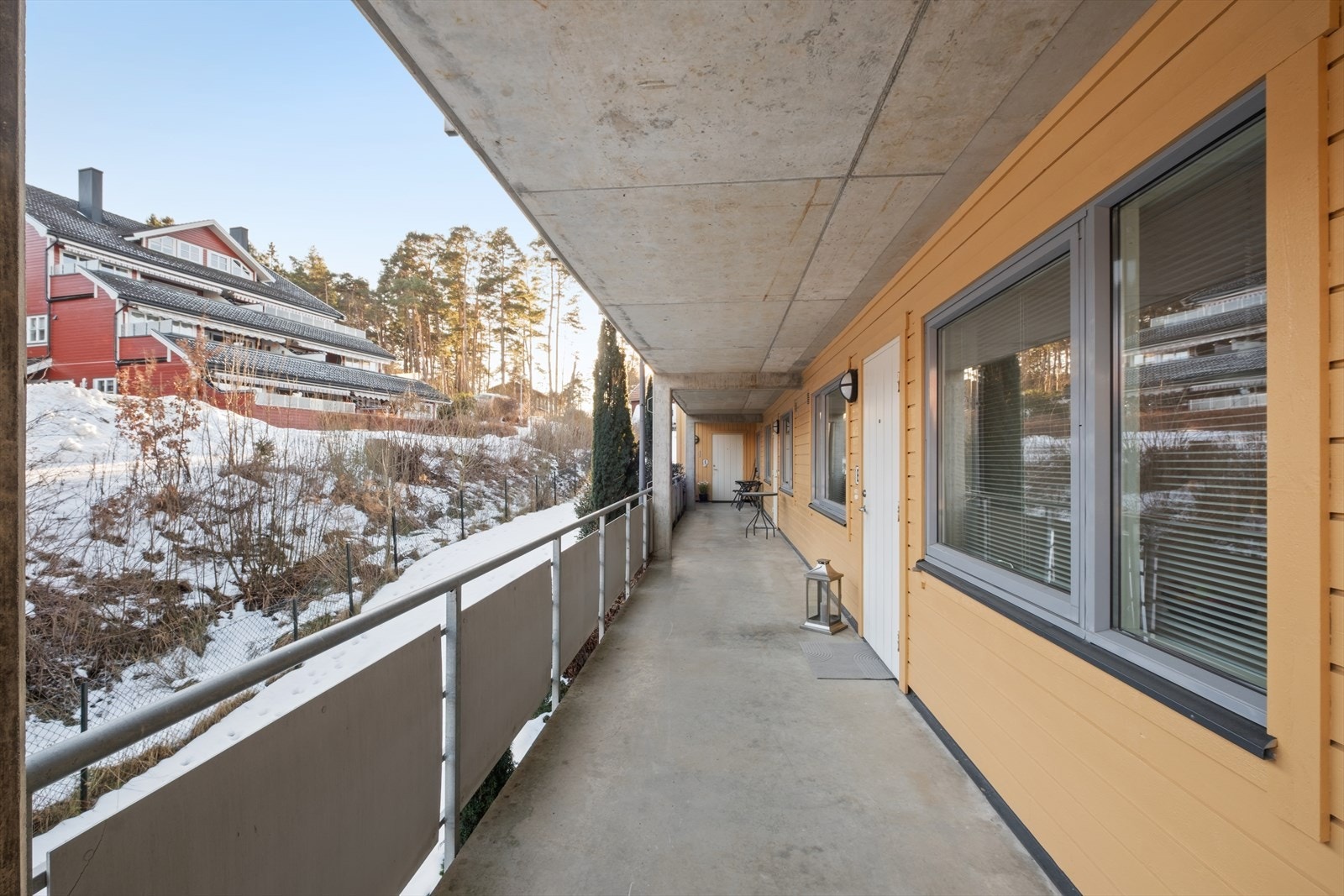 På inngangssiden er det sol på morgenen Galleribilde