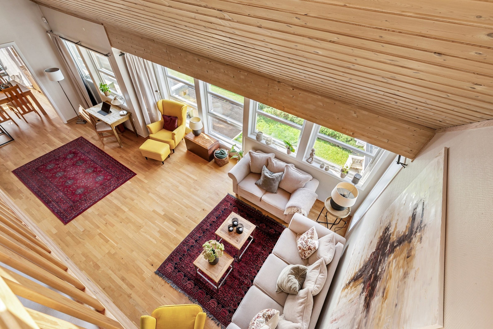 Fra hemsen har du god oversikt ned mot 1. etasje Galleribilde