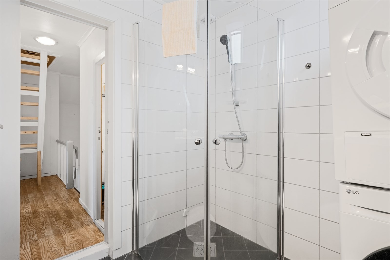 - Det er varmekabler i gulvet - Galleribilde