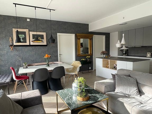 Her er alt inkludert i husleien (strøm, fjernvarme, kabel-TV og internett). Galleribilde