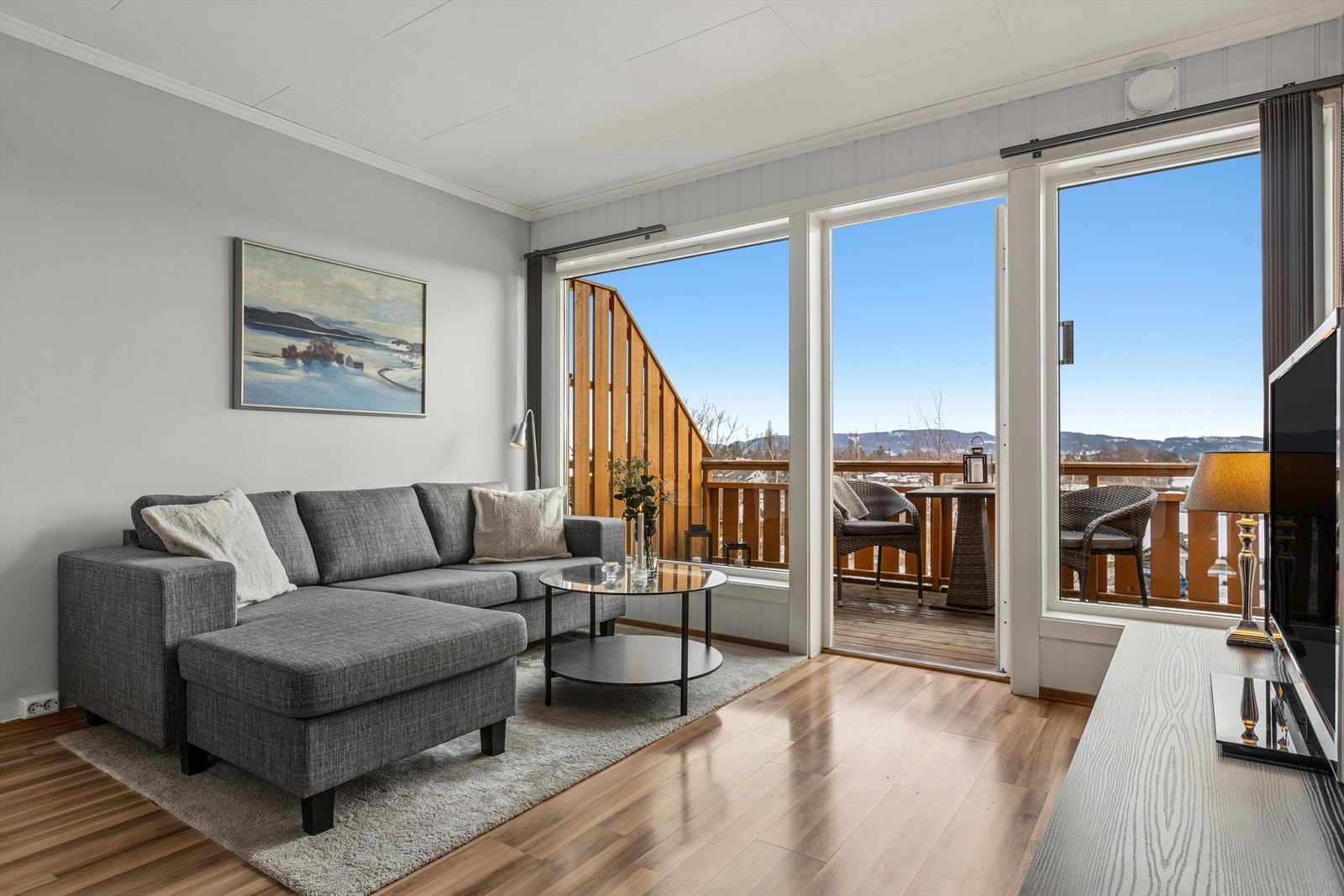 Leiligheten stod ferdig i 2006 og byr på rimelige bokostnader og fornuftige størrelser på alle rom. Galleribilde