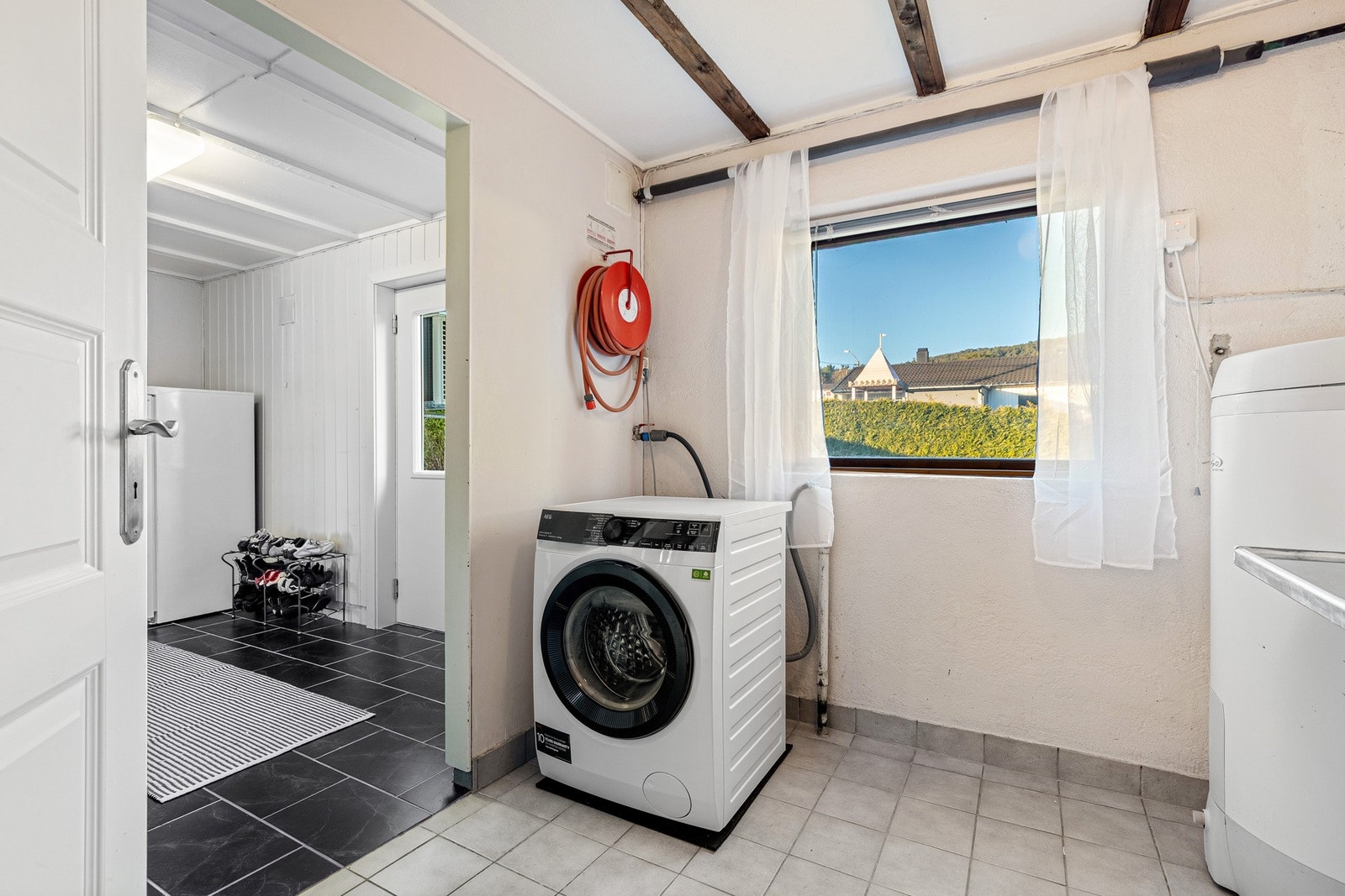 Separat vaskerom av god størrelse. Galleribilde