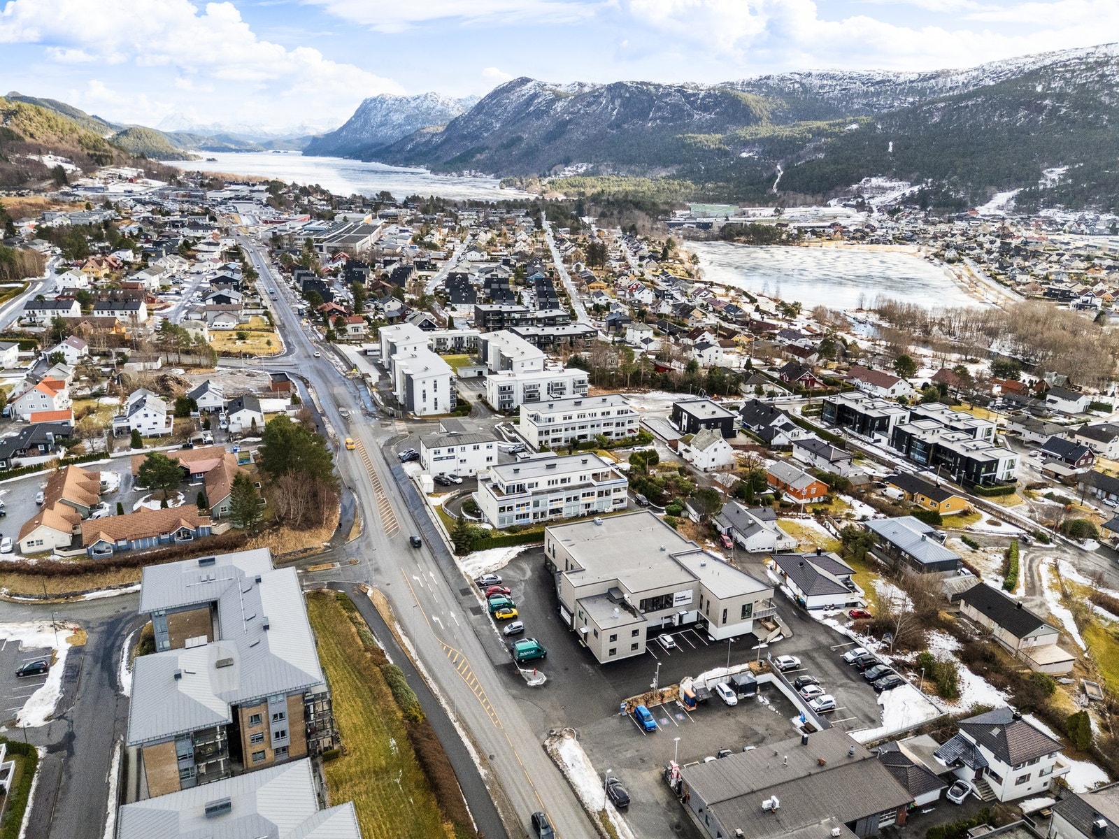 Dronebilde av området Galleribilde