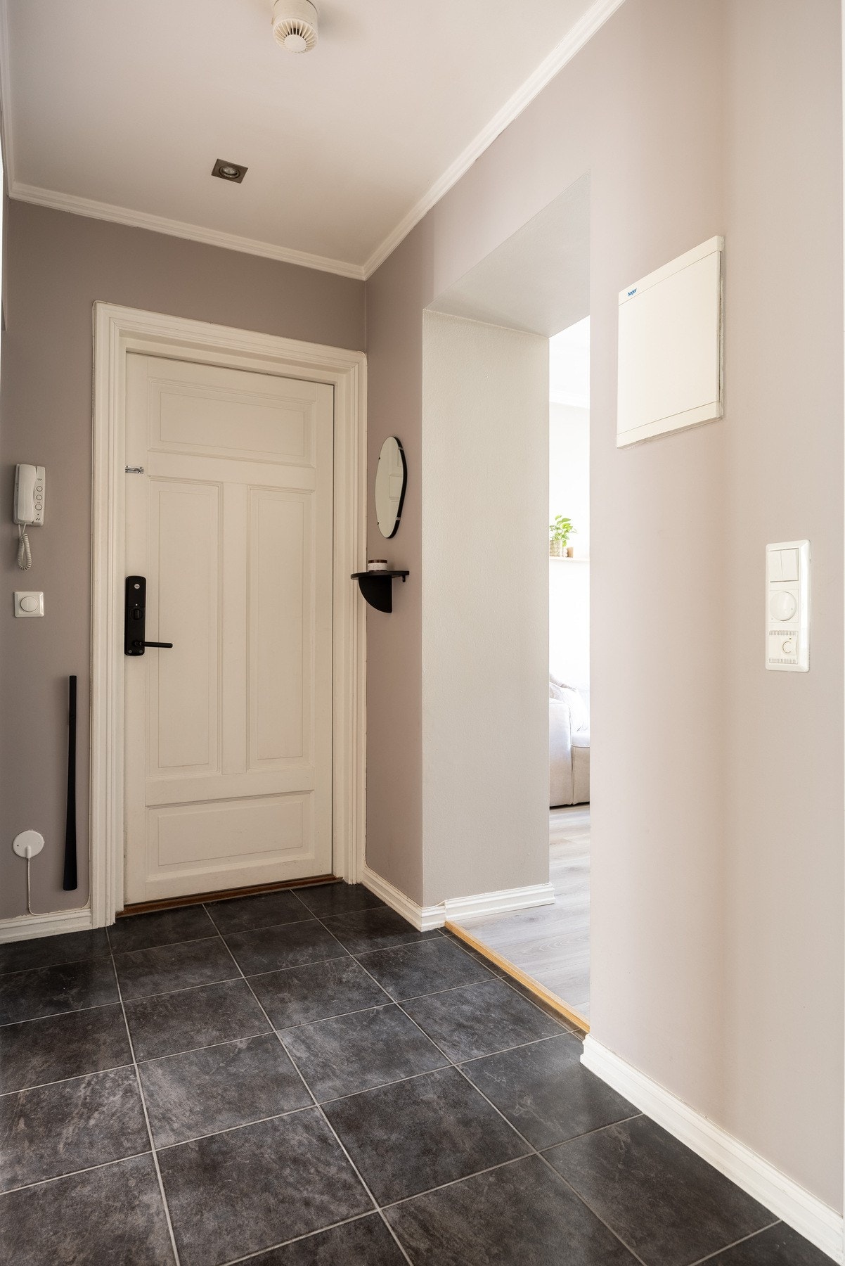 Det er dørcalling. Galleribilde