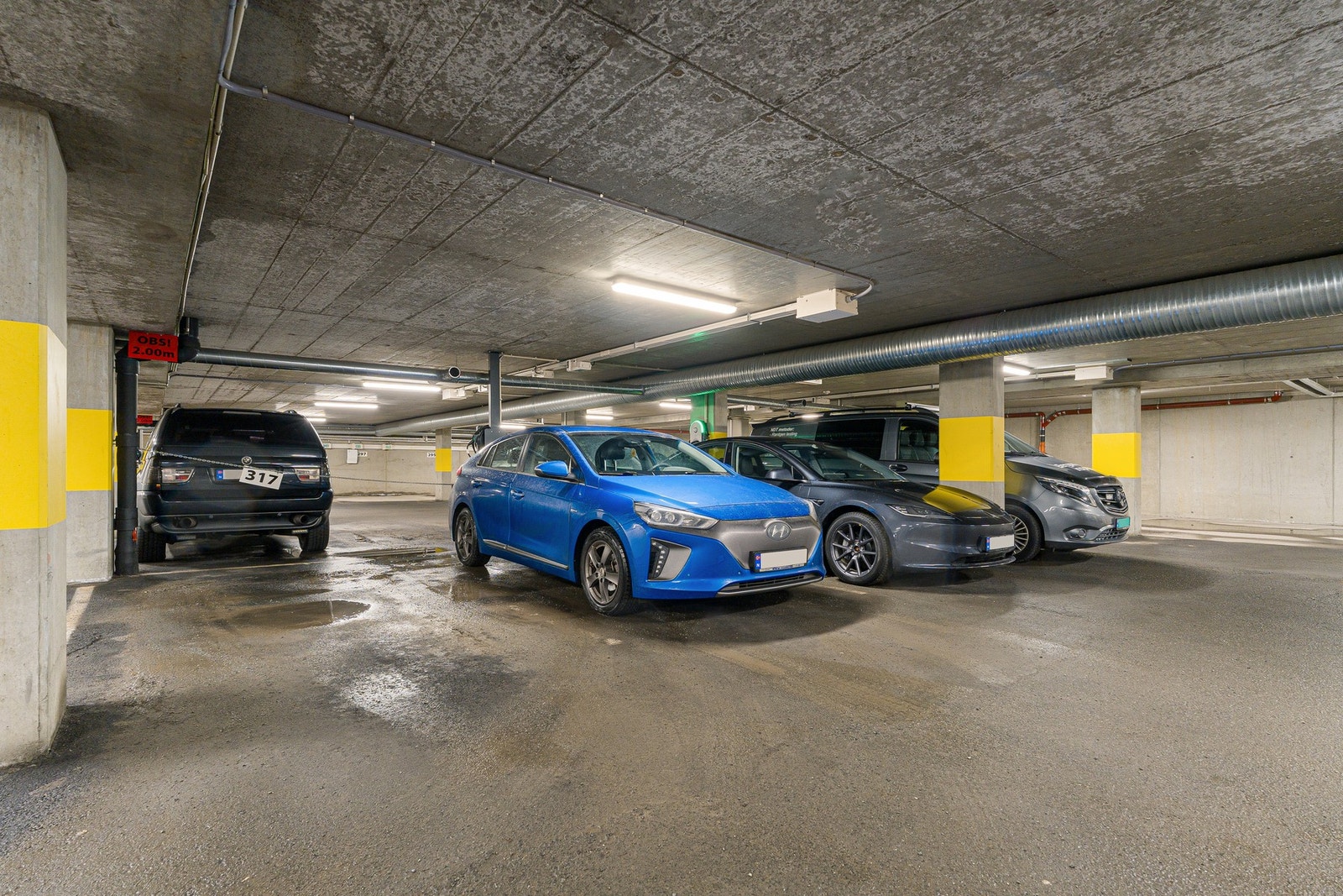 Fast plass i p-kjeller følger leiligheten. Galleribilde