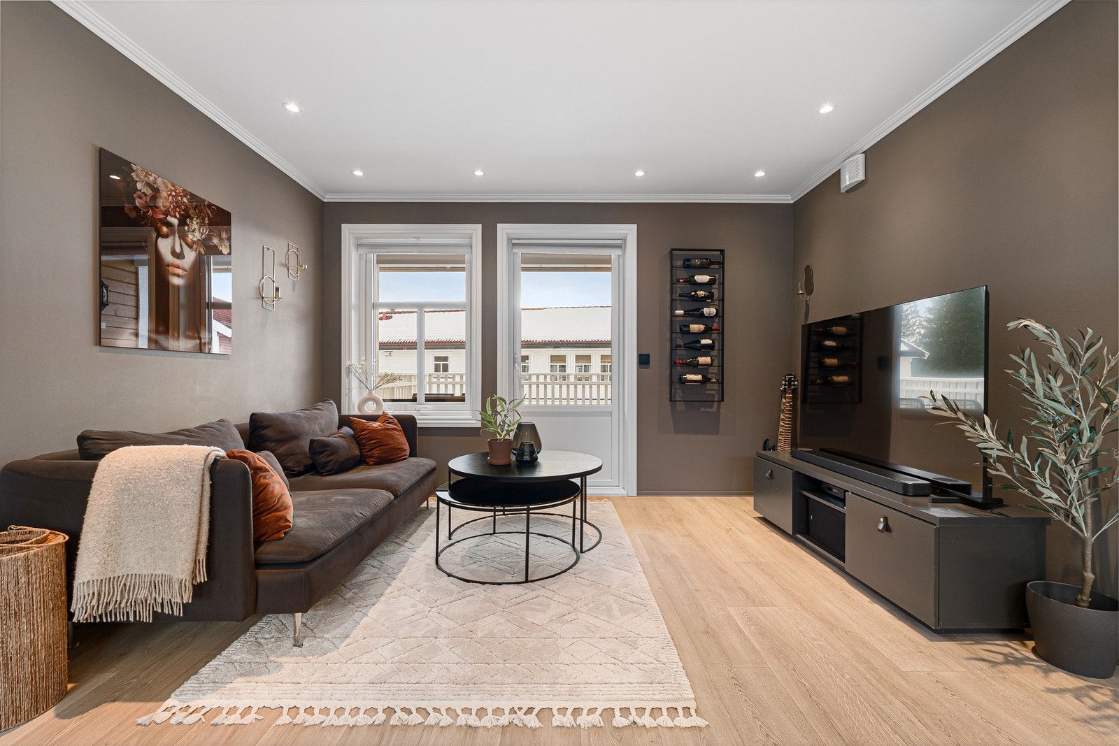 EiendomsMegler1 v/ Marthe Frantzen har gleden av å presentere Okstadvegen 317! Galleribilde