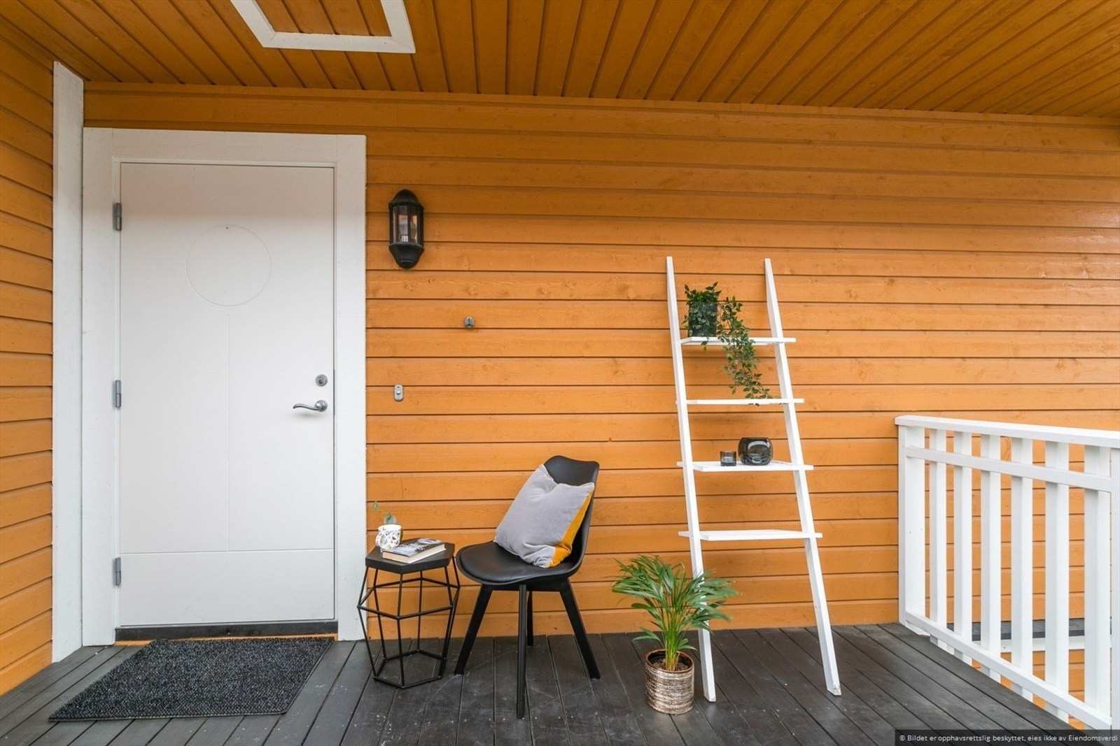 Inngangsparti. Galleribilde