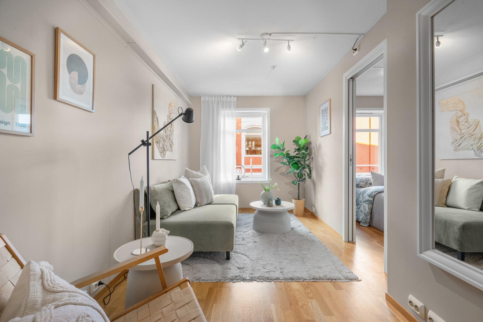 EIE eiendomsmegling v/ Herman Broen presenterer Øvre Holmgate 15B!
Foto: Arve Gravdal. Galleribilde