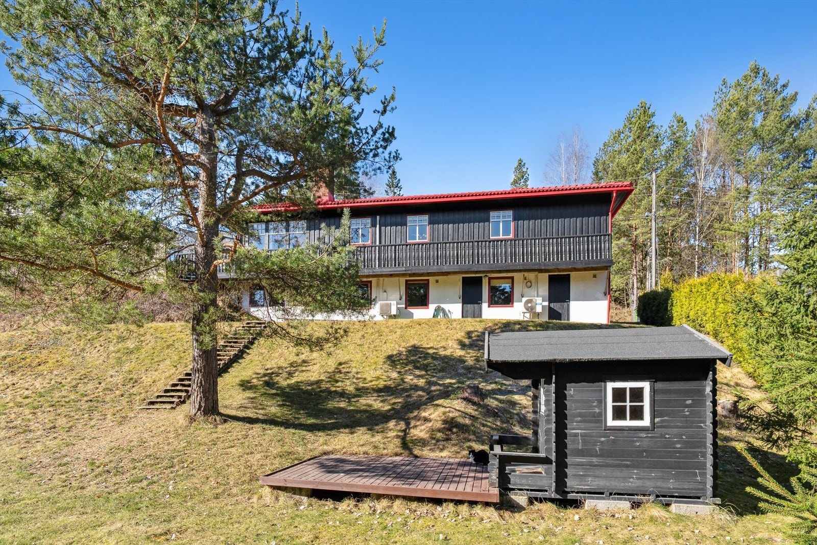 Stor flott familieeiendom Galleribilde