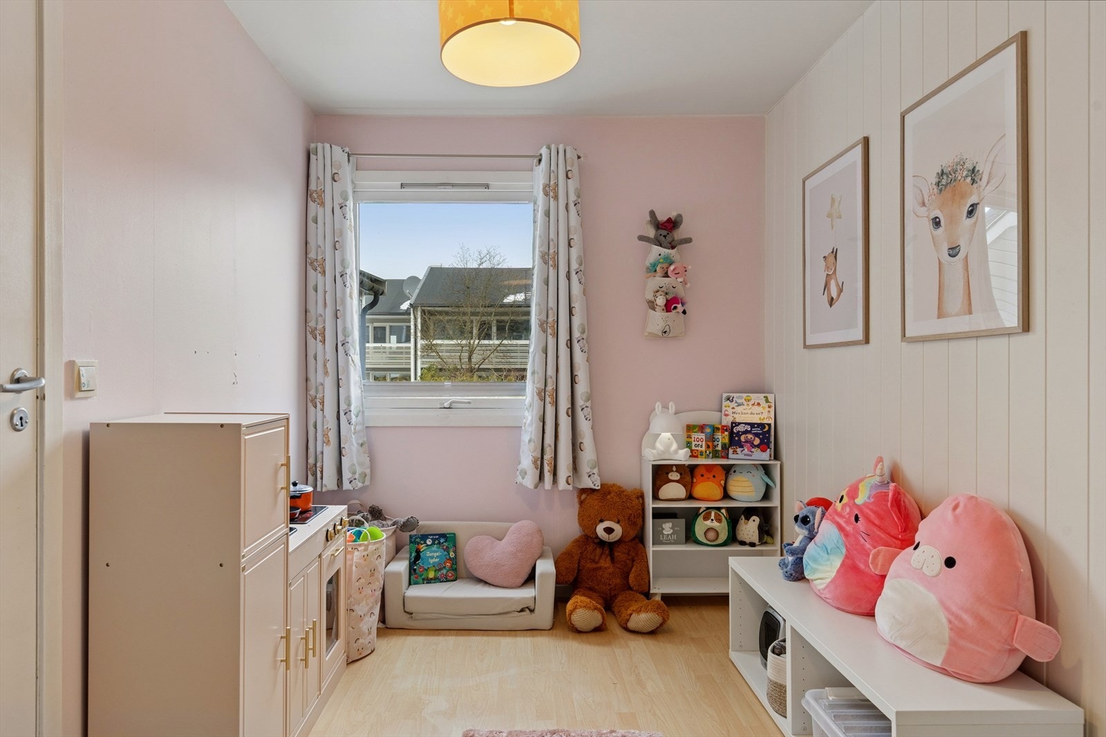 Soverom 1. etasje. Galleribilde