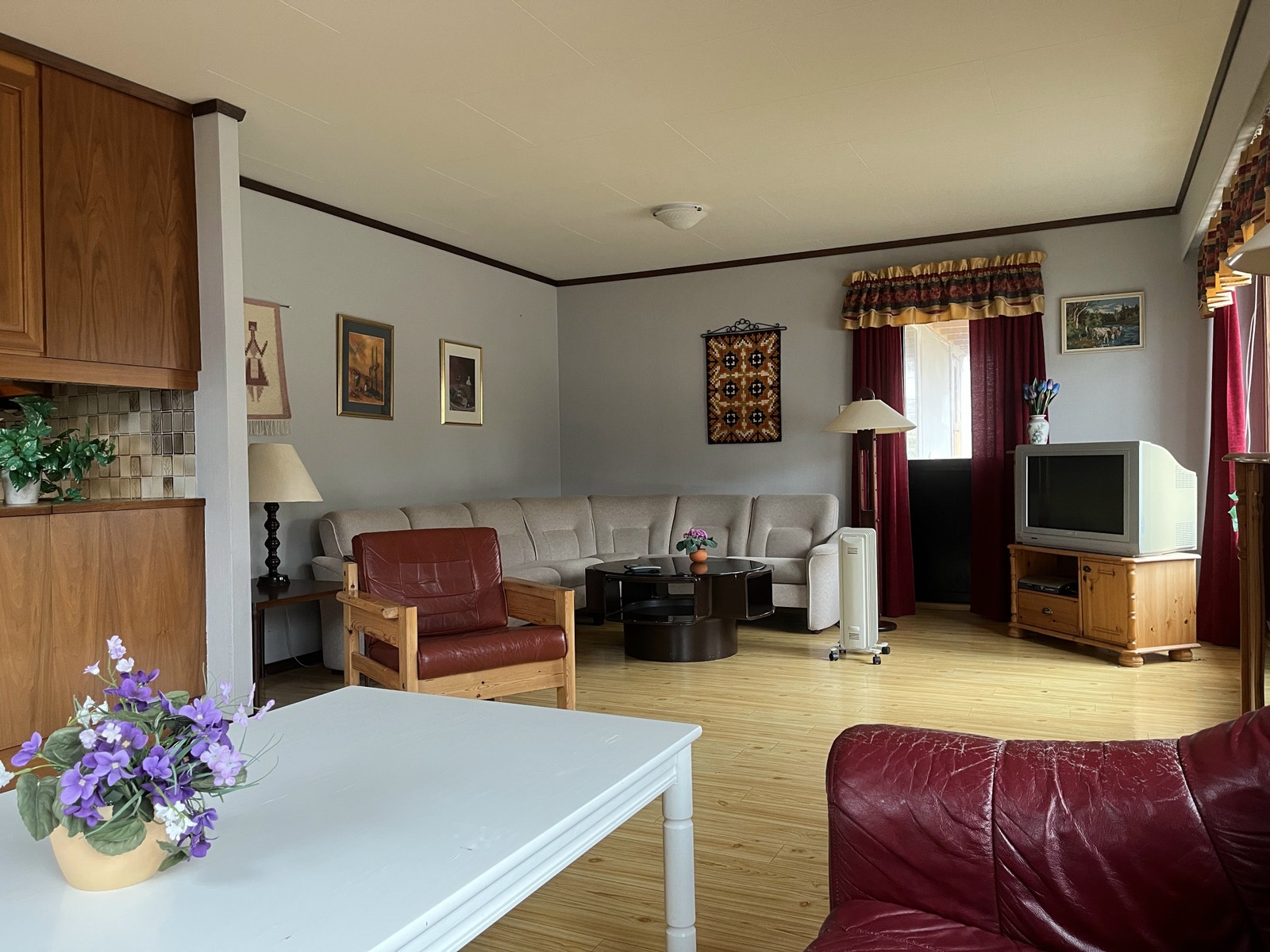 Sokkelleilighet nr. 2 Galleribilde