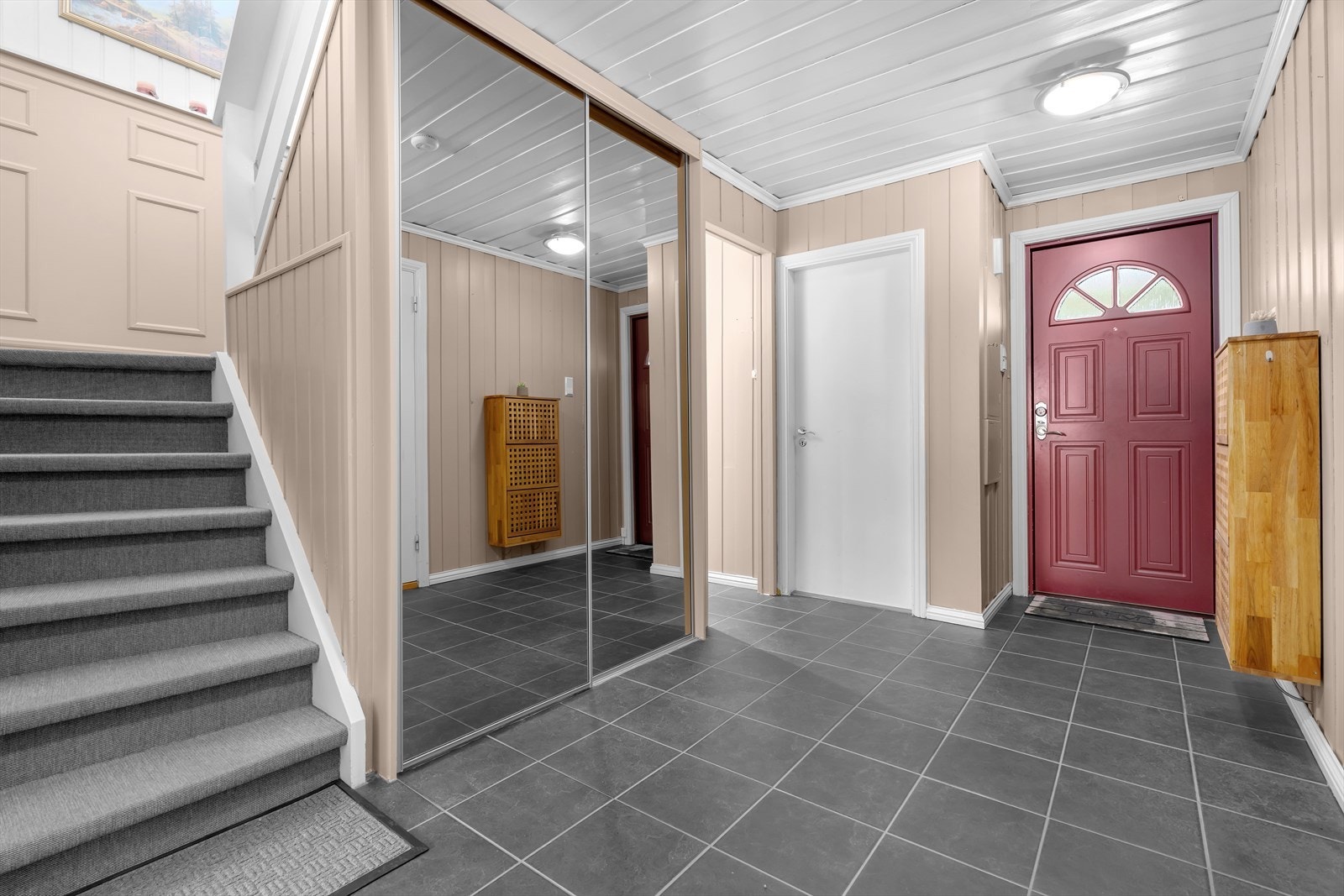 Trappegang opp til 2. etg. Galleribilde