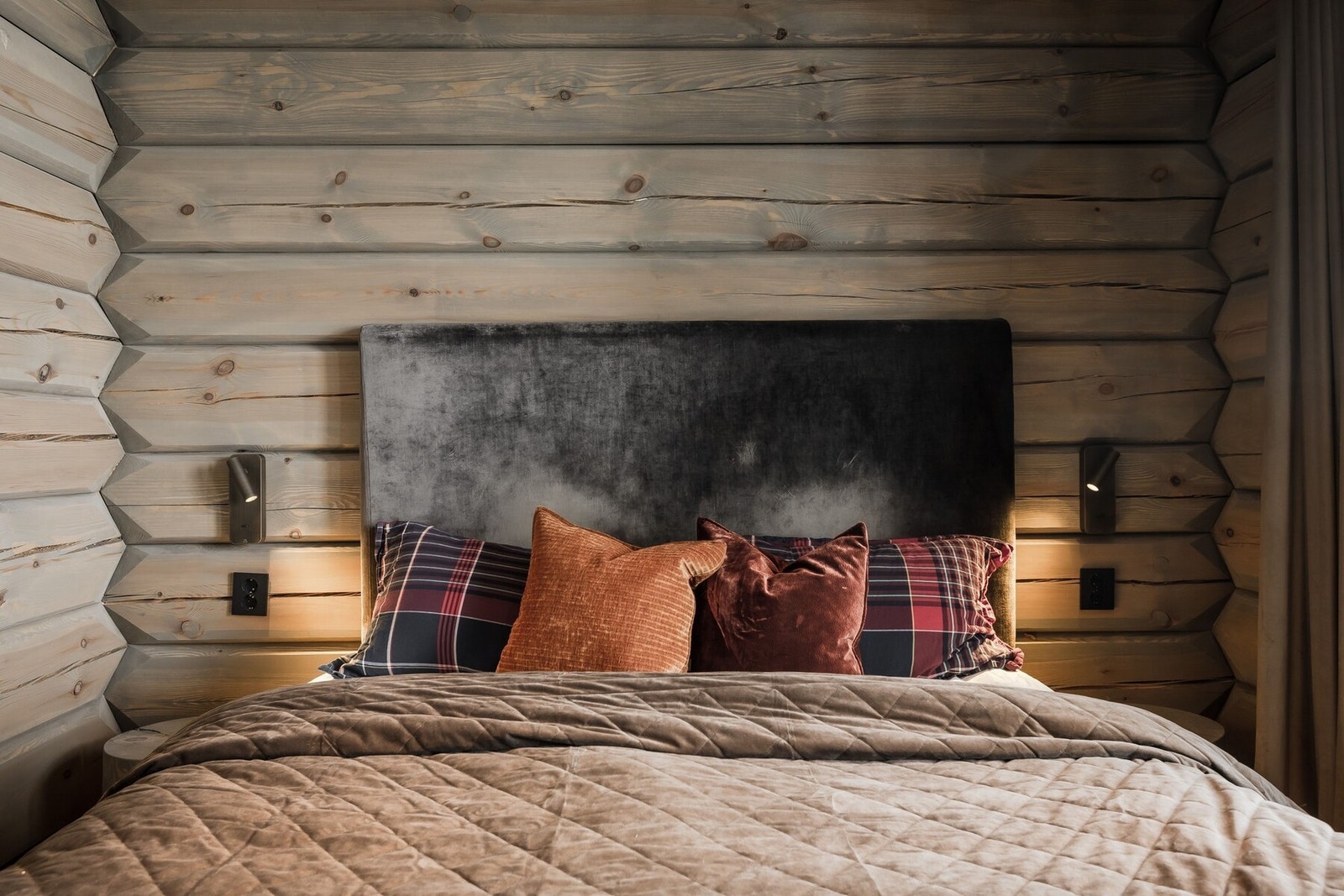 Det er god plass til dobbeltseng. Galleribilde